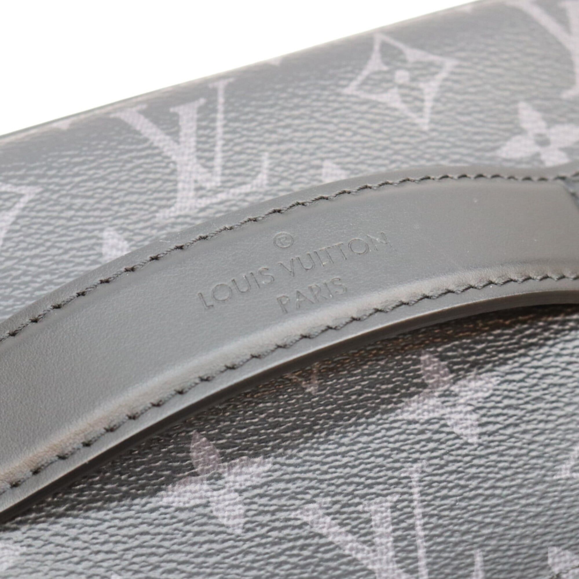 Monogram Eclipse Pouch (Pre-Owned) - Louis Vuitton - Modalova