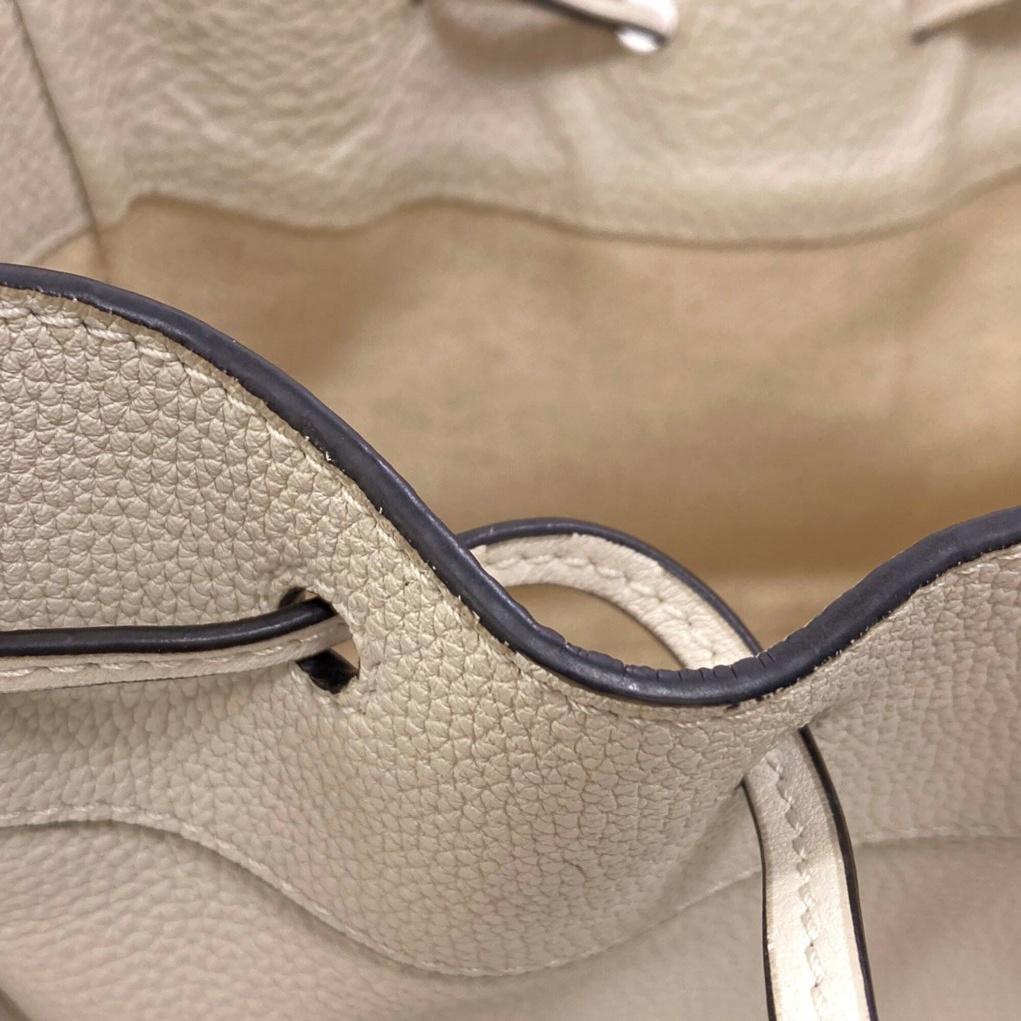 Hammock Leather Handbag (Pre-Owned) - Loewe - Modalova