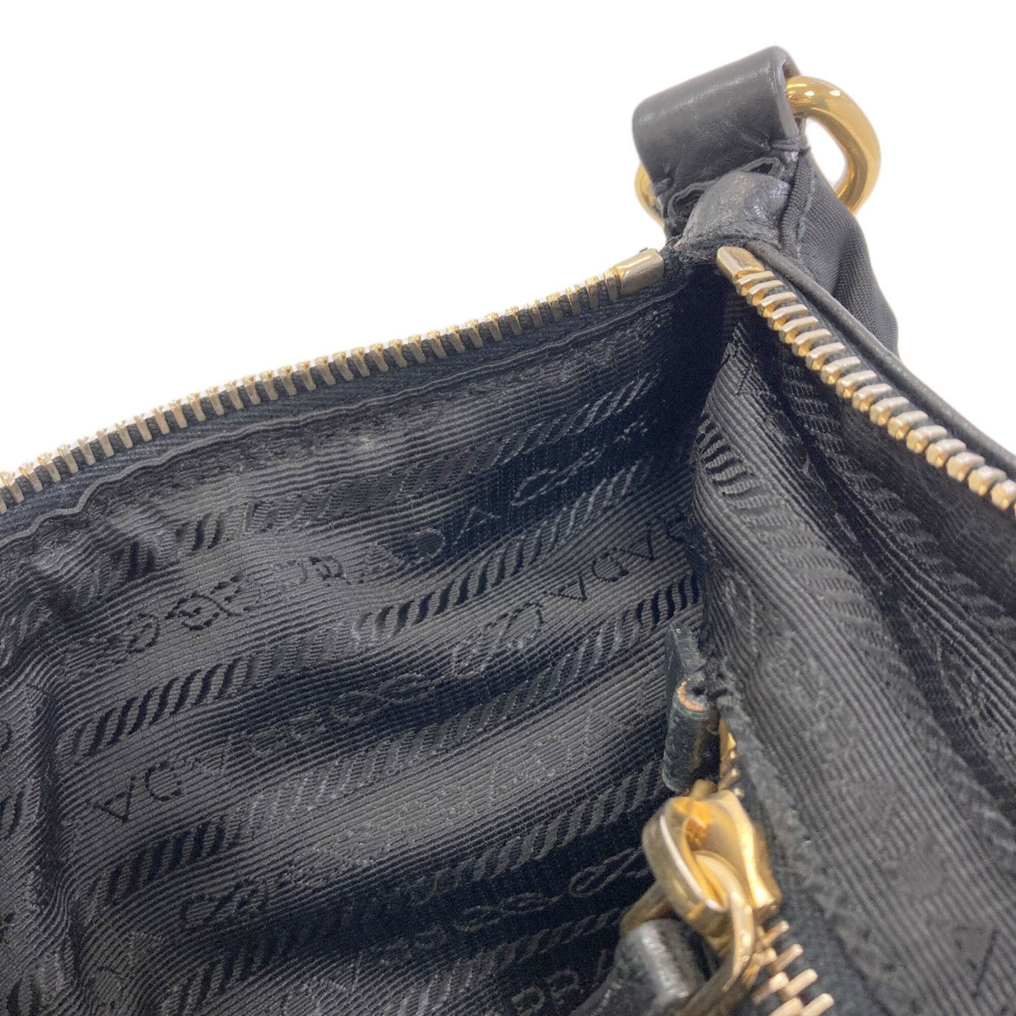 Nylon Shoulder Bag (Pre-Owned) - Prada - Modalova