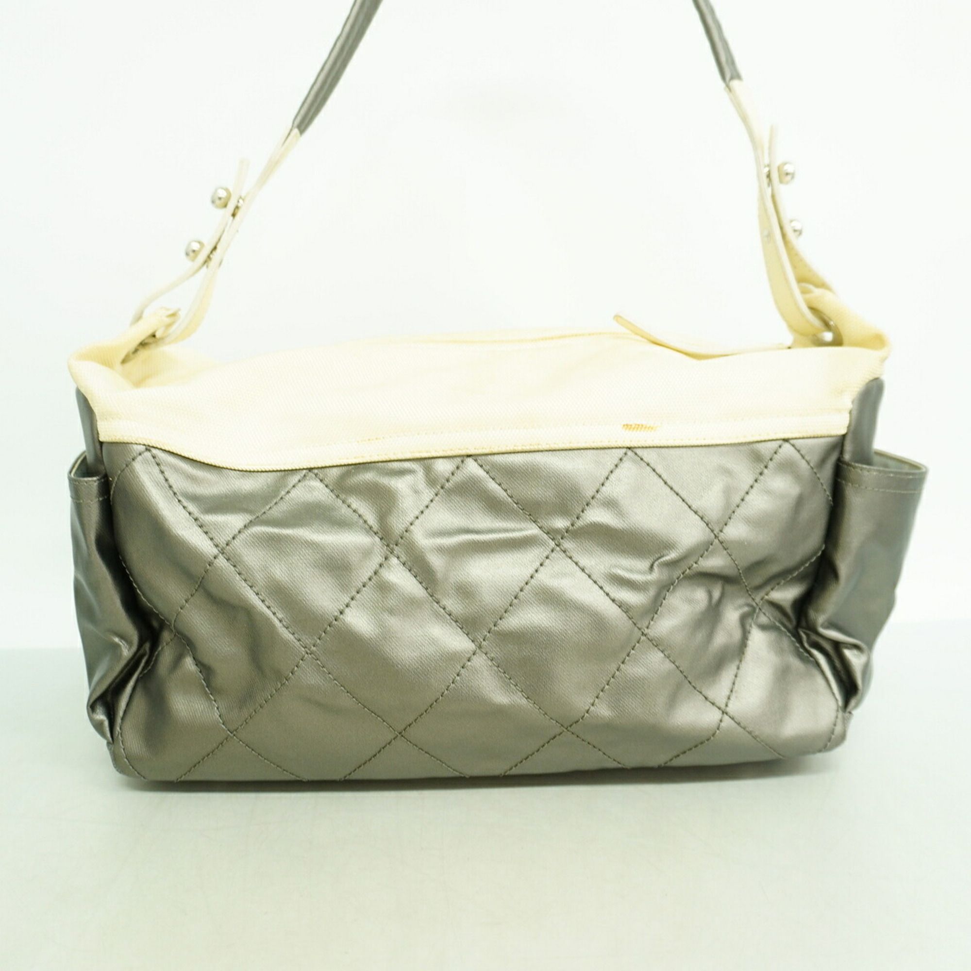 Coated Canvas Shoulder Bag (Pre-Owned) - Chanel - Modalova