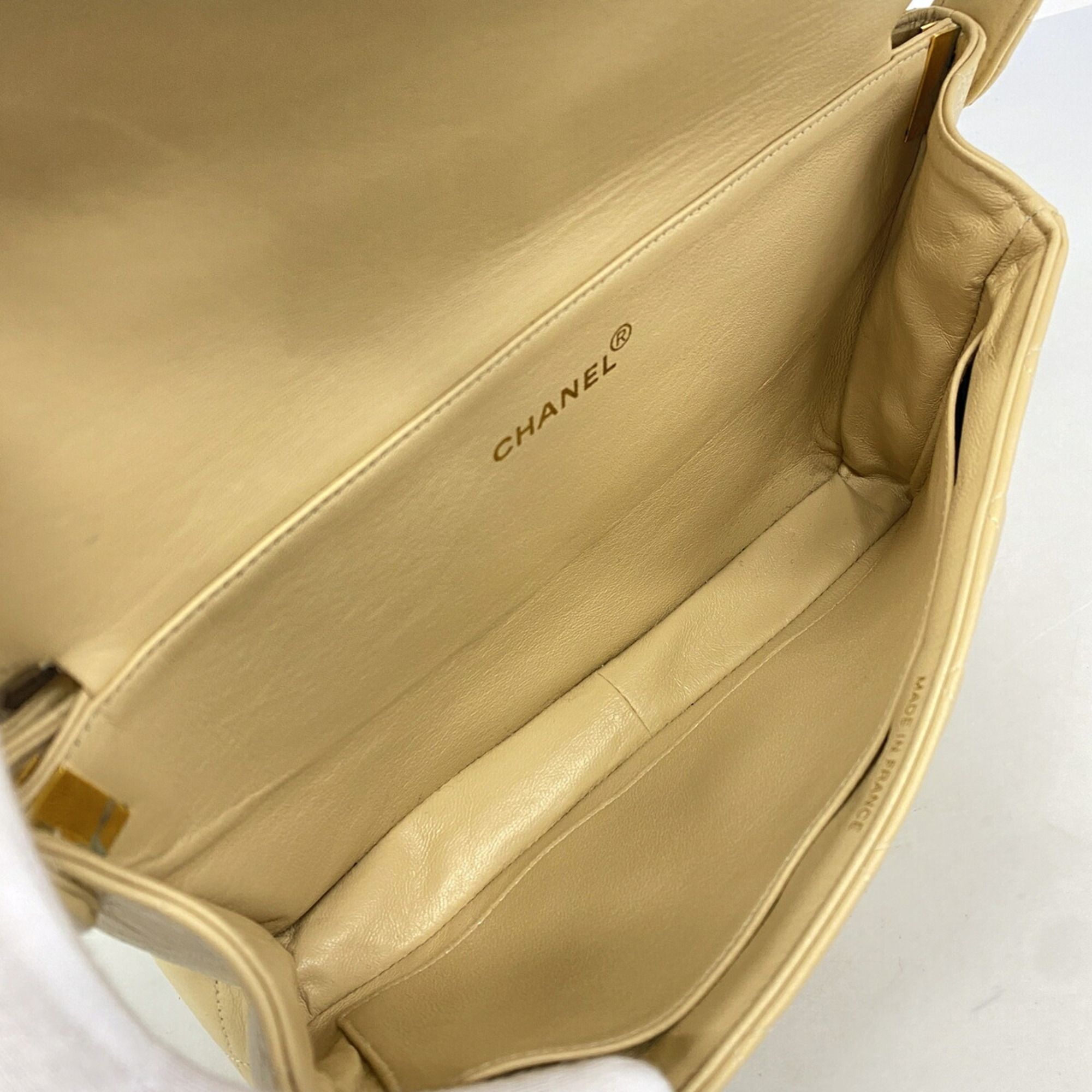 Leather Shoulder Bag (Pre-Owned) - Chanel - Modalova