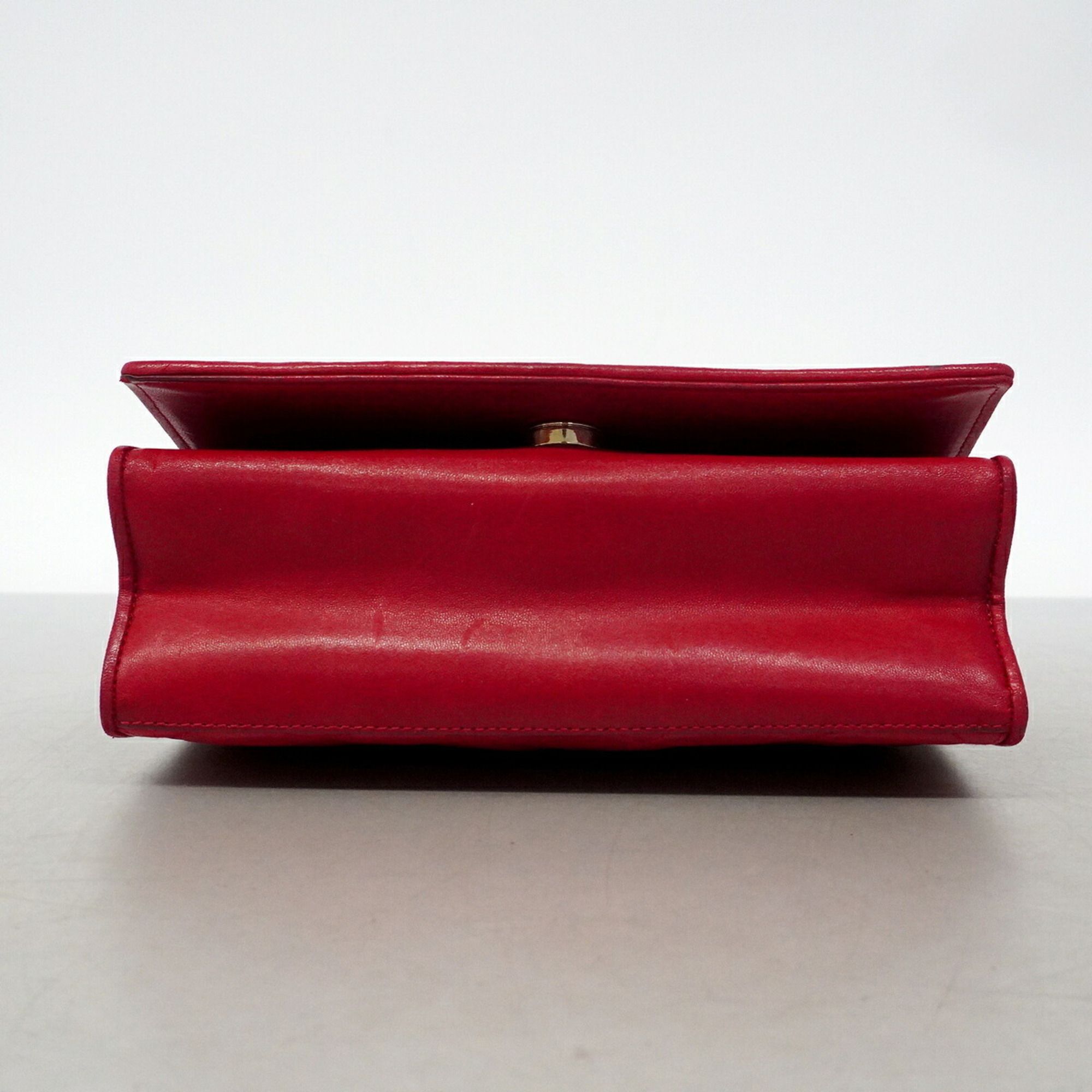 Leather Shoulder Bag (Pre-Owned) - Chanel - Modalova