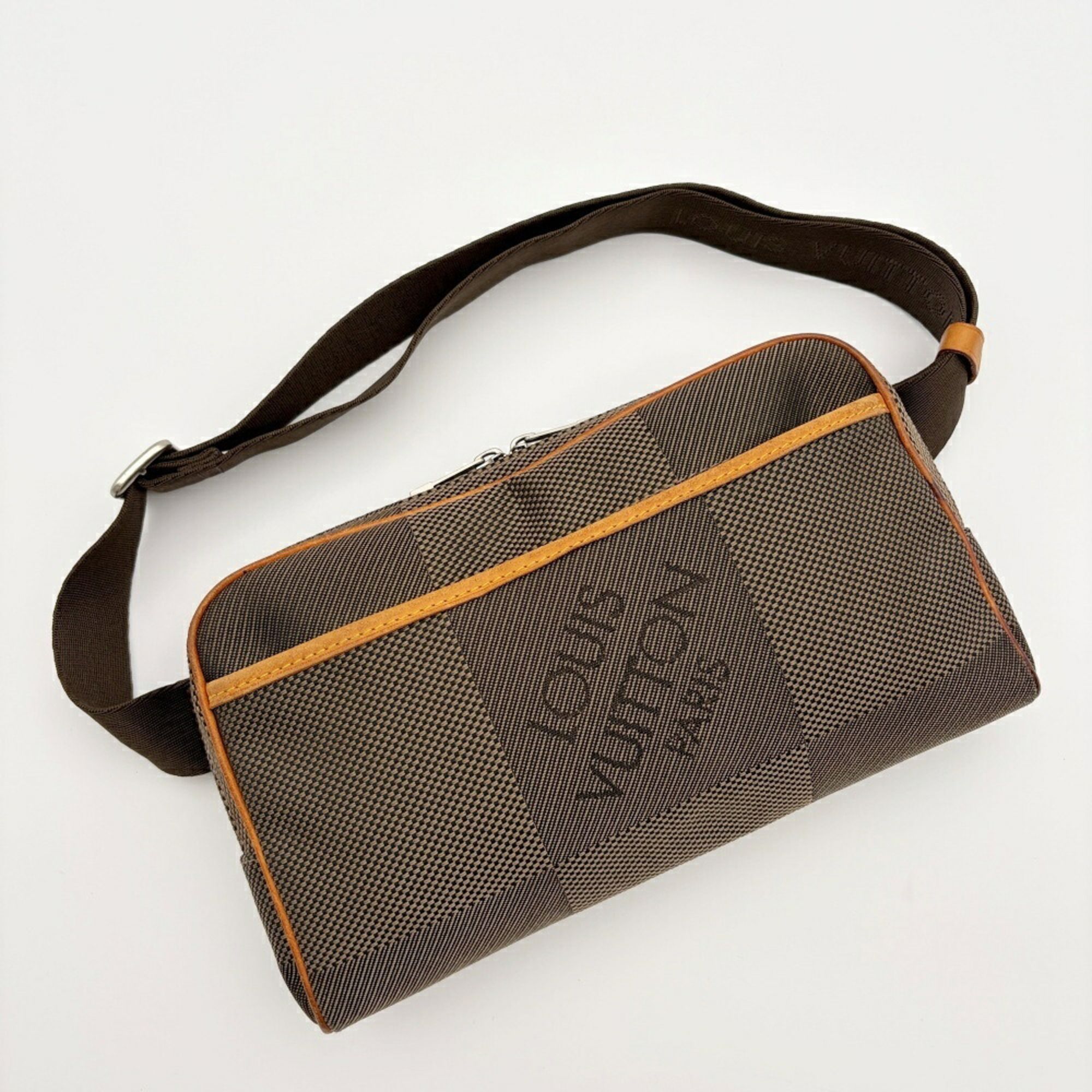 Damier Geant Damier Geant Fanny Pack (Pre-Owned) - Louis Vuitton - Modalova