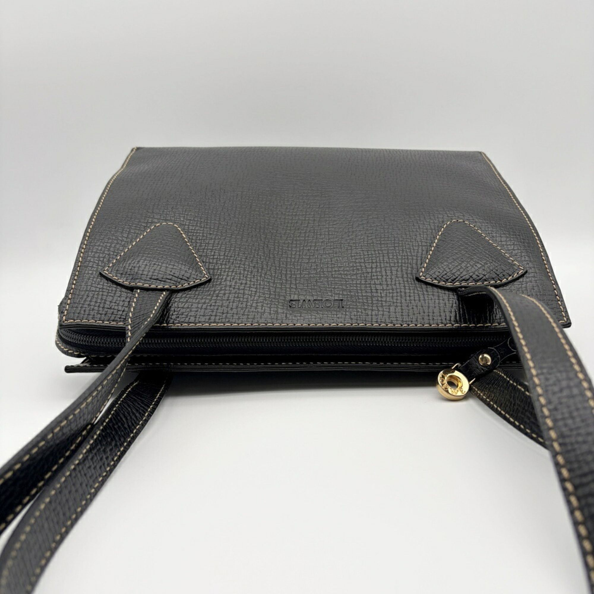 Barcelona Leather Shoulder Bag (Pre-Owned) - Loewe - Modalova