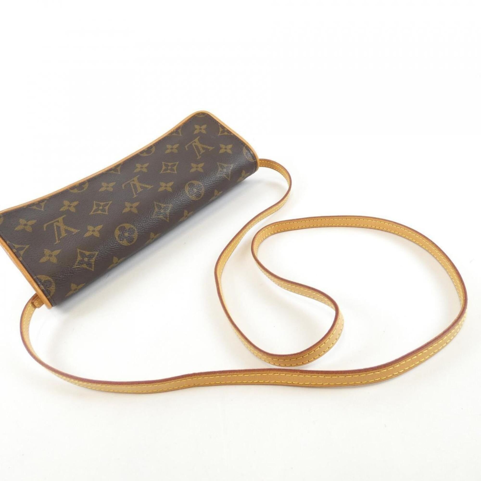 Coated Canvas Pochette Shoulder Bag (Pre-Owned) - Louis Vuitton - Modalova
