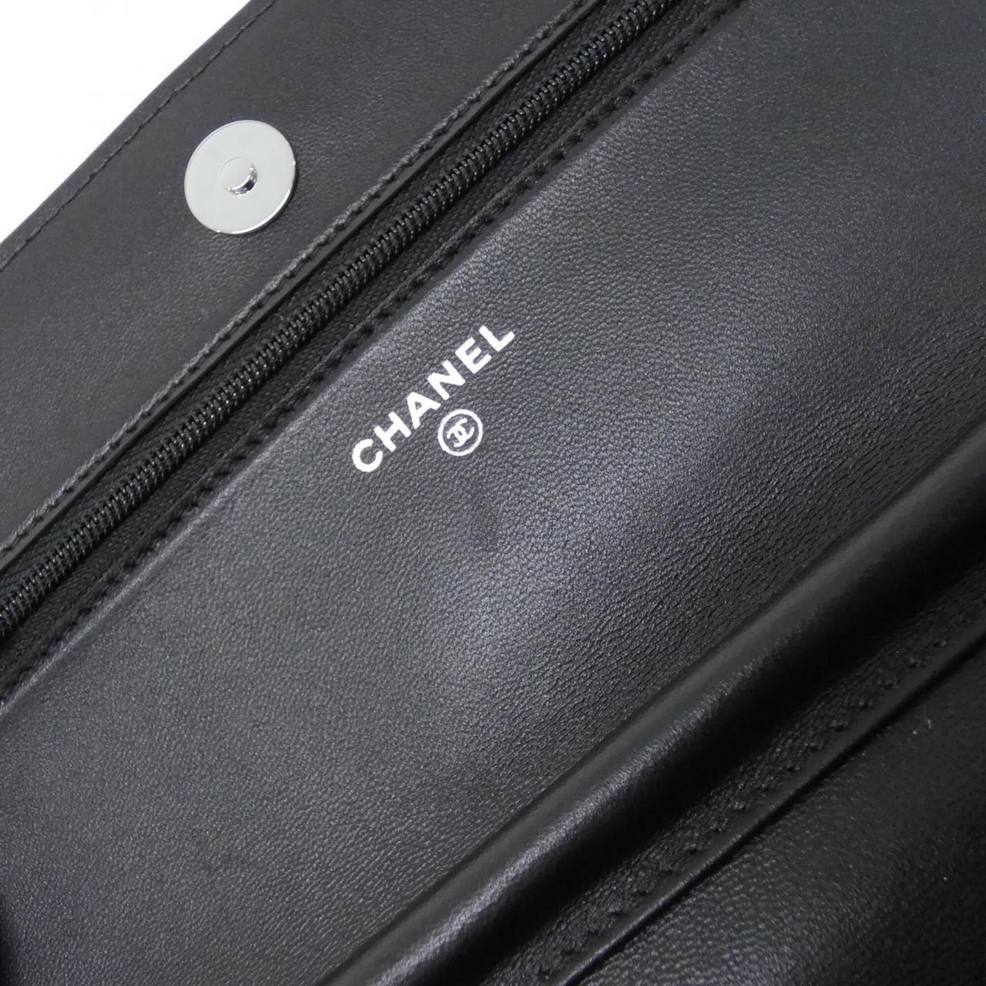 Leather Chain/Shoulder Wallet (Pre-Owned) - Chanel - Modalova