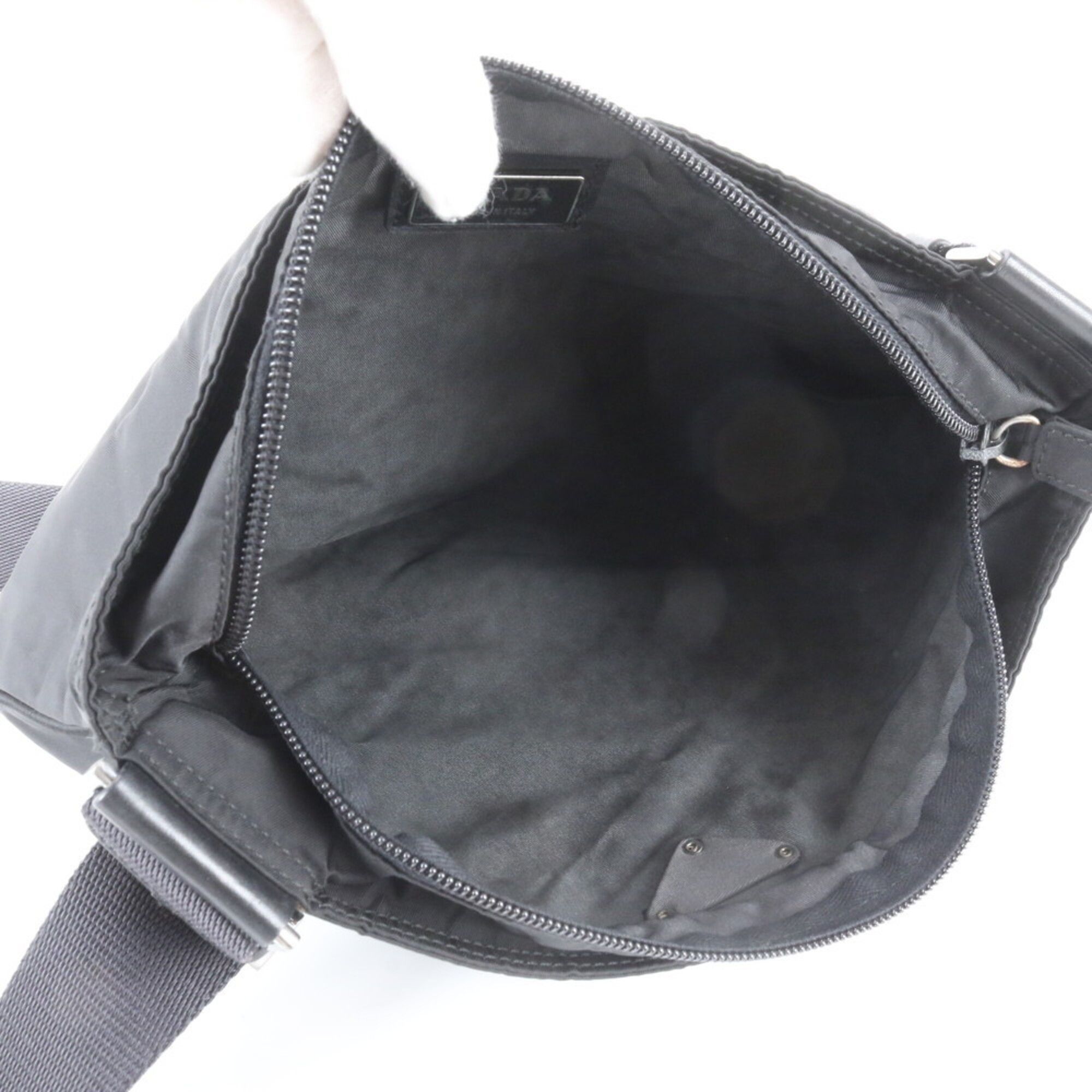 Leather Nylon Shoulder Bag (Pre-Owned) - Prada - Modalova