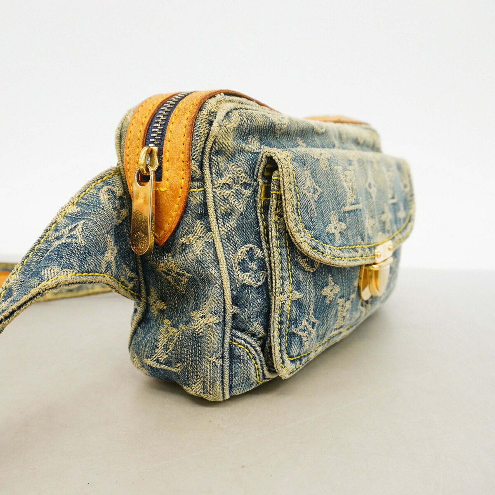 Fanny Pack (Pre-Owned) - Louis Vuitton - Modalova