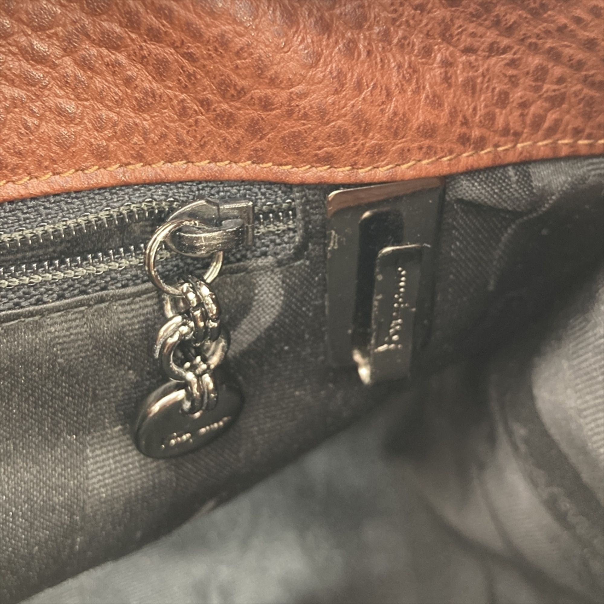 Leather Shoulder Bag (Pre-Owned) - Salvatore Ferragamo - Modalova