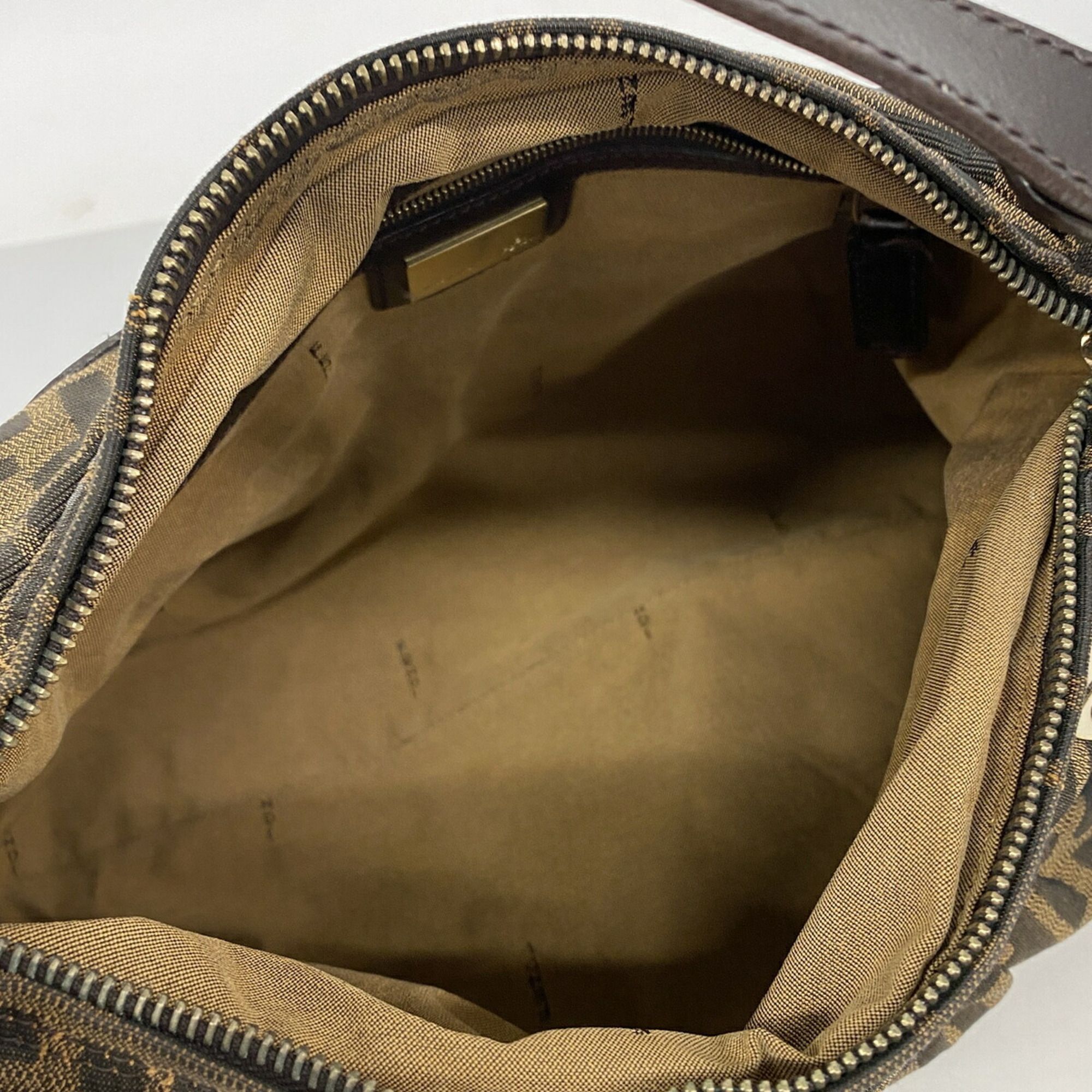 Nylon Canvas Shoulder Bag (Pre-Owned) - Fendi - Modalova