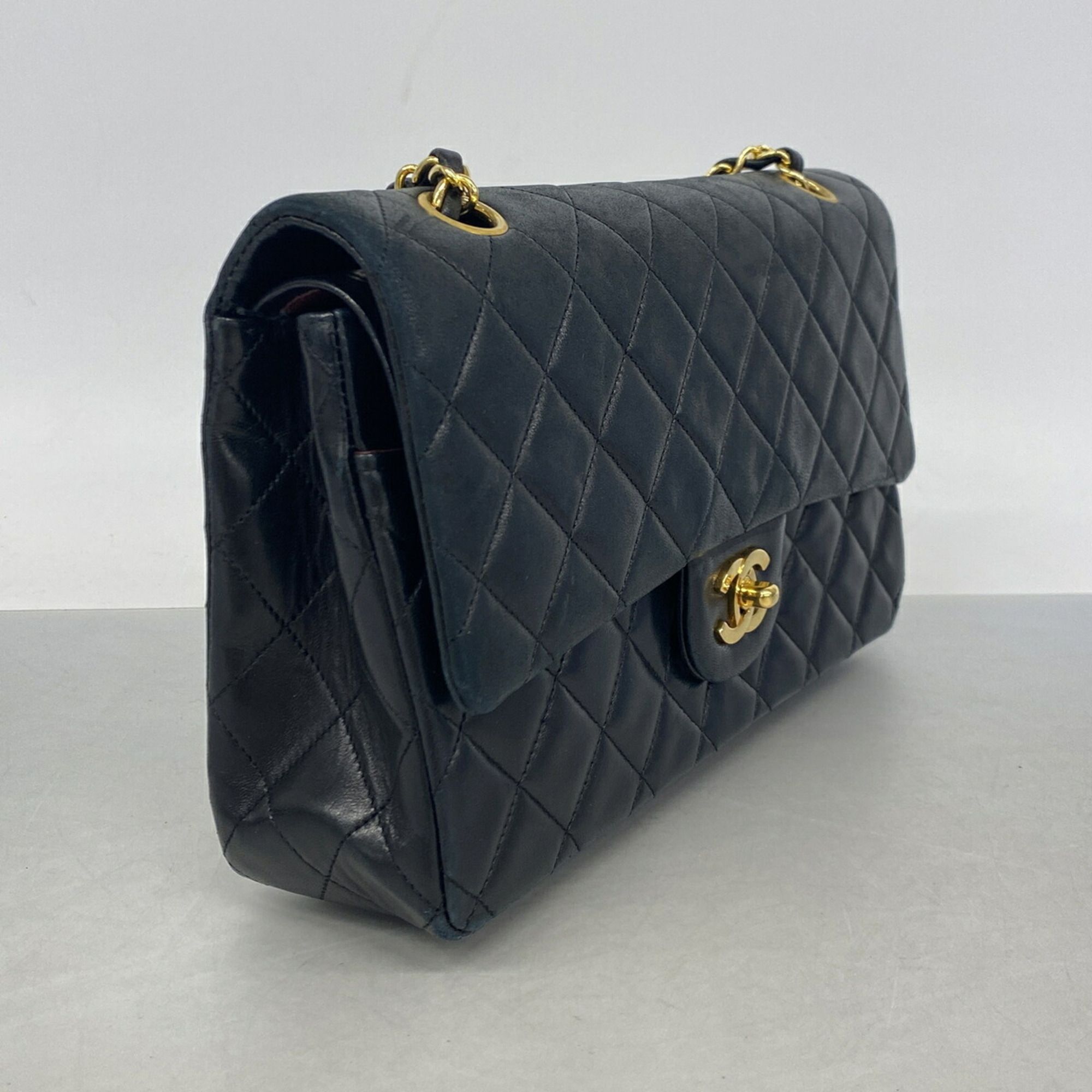 Leather Shoulder Bag (Pre-Owned) - Chanel - Modalova