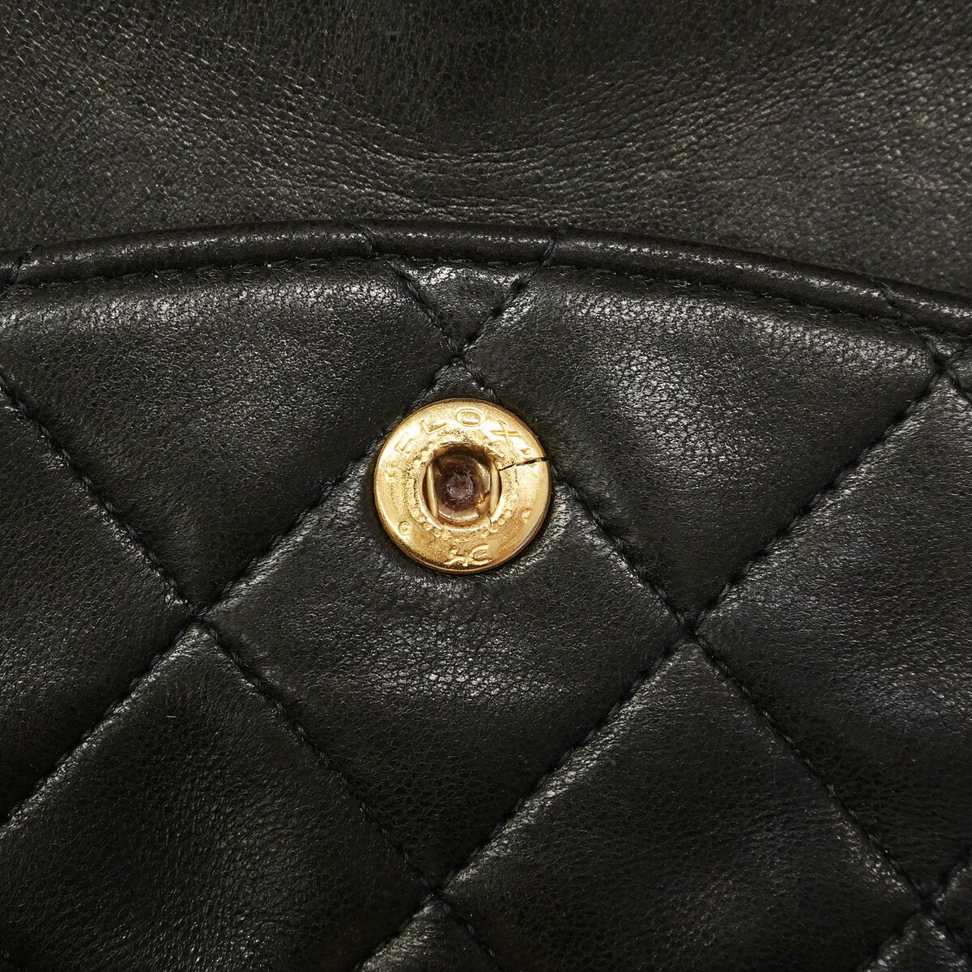 Leather Shoulder Bag (Pre-Owned) - Chanel - Modalova