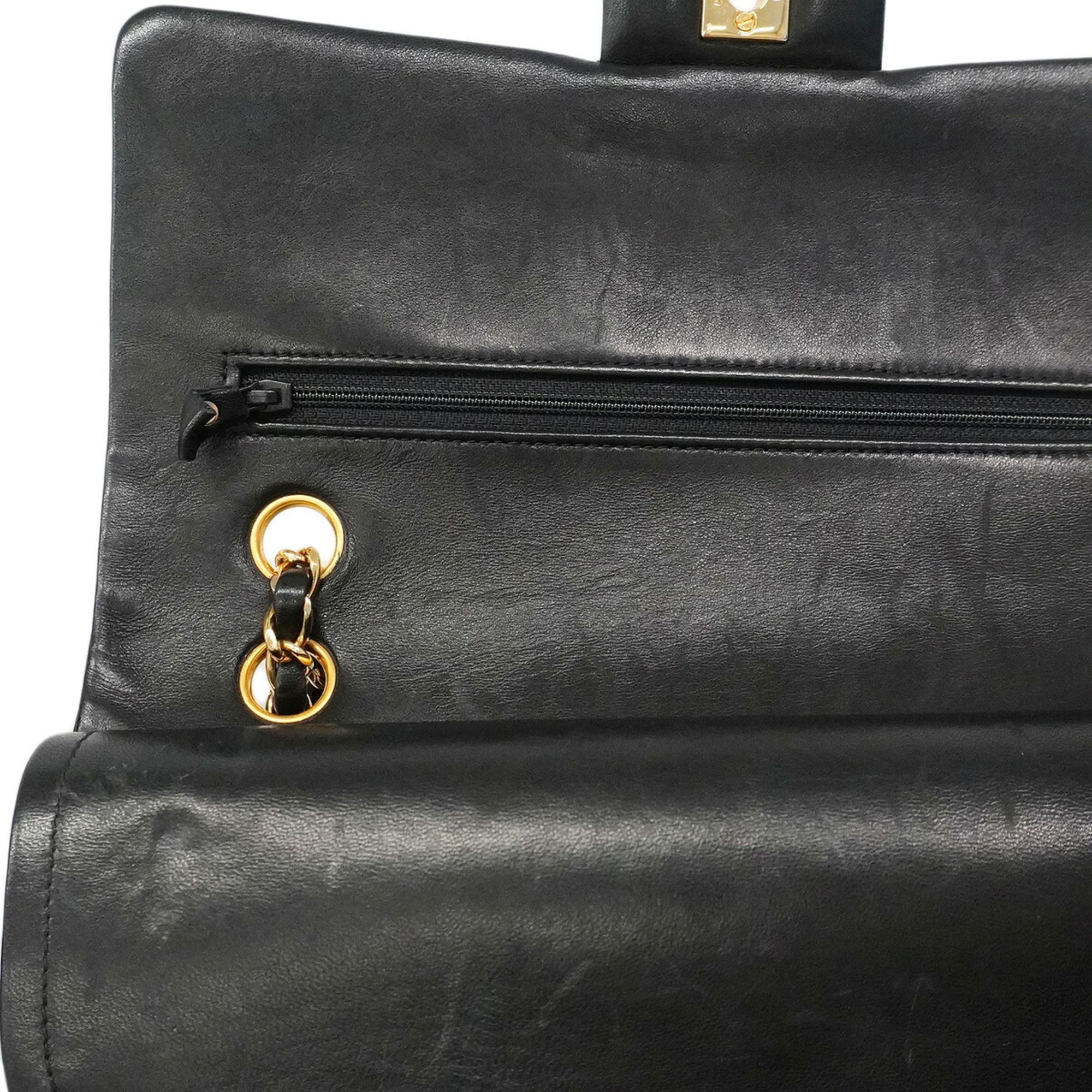 Leather Shoulder Bag (Pre-Owned) - Chanel - Modalova