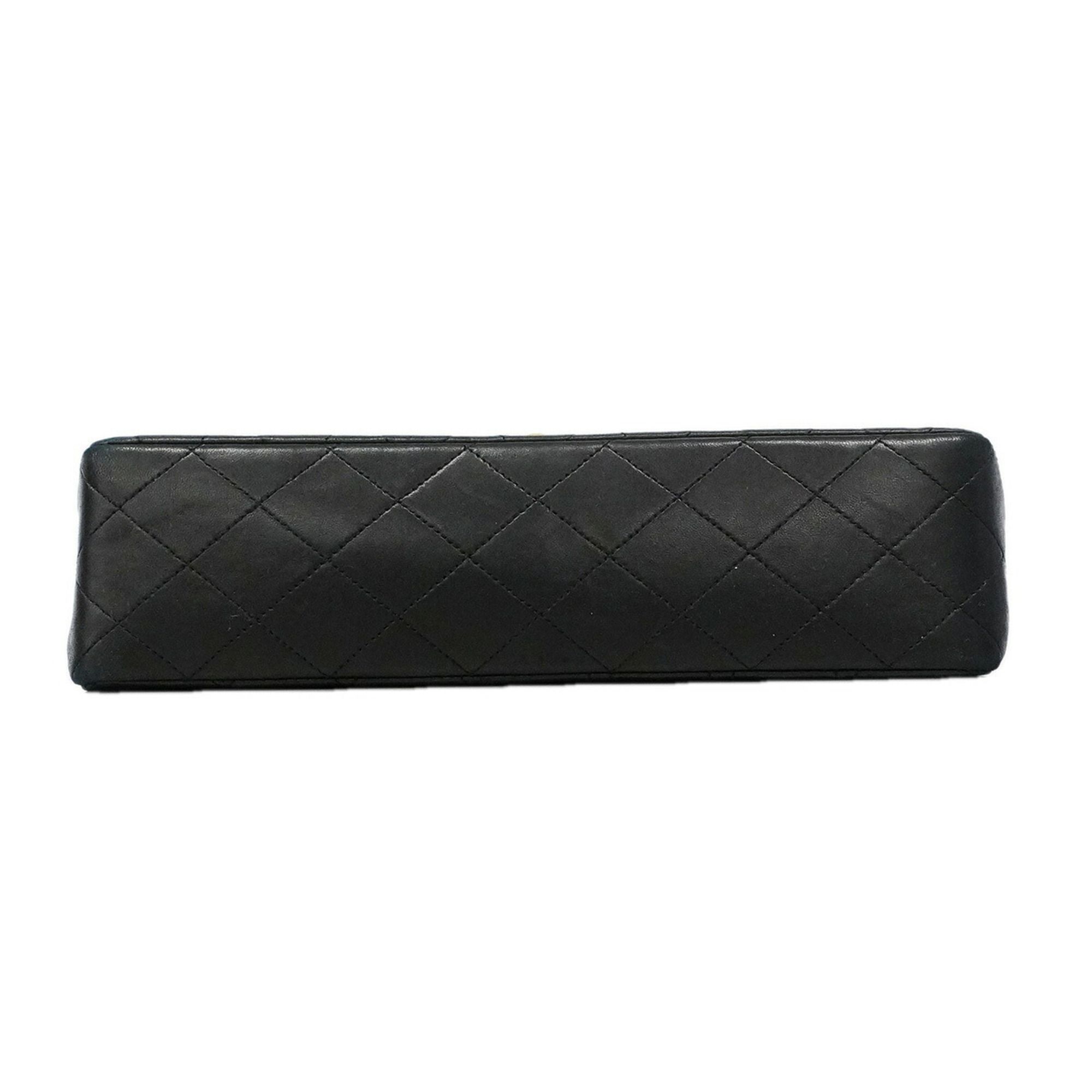 Leather Shoulder Bag (Pre-Owned) - Chanel - Modalova