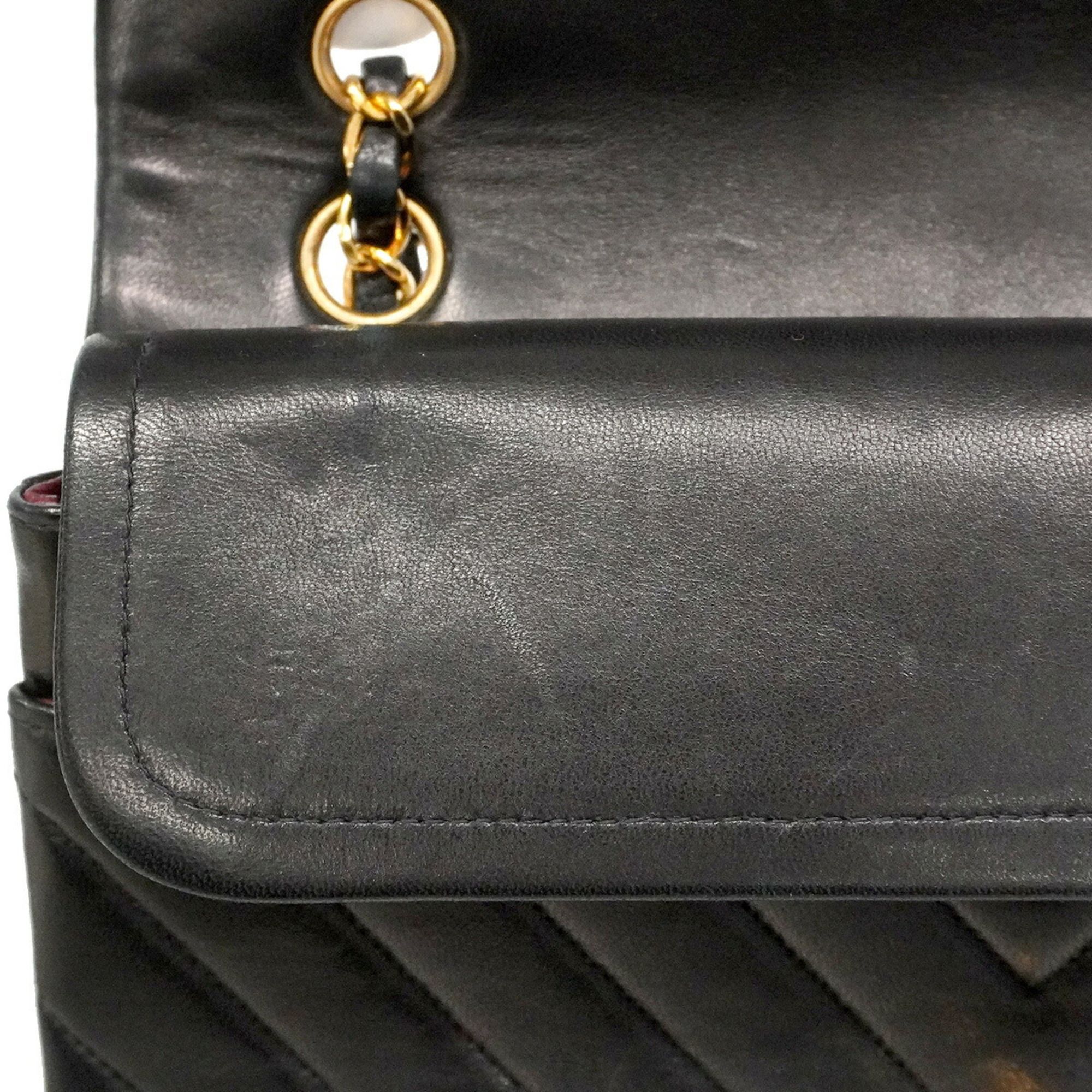 Leather Shoulder Bag (Pre-Owned) - Chanel - Modalova