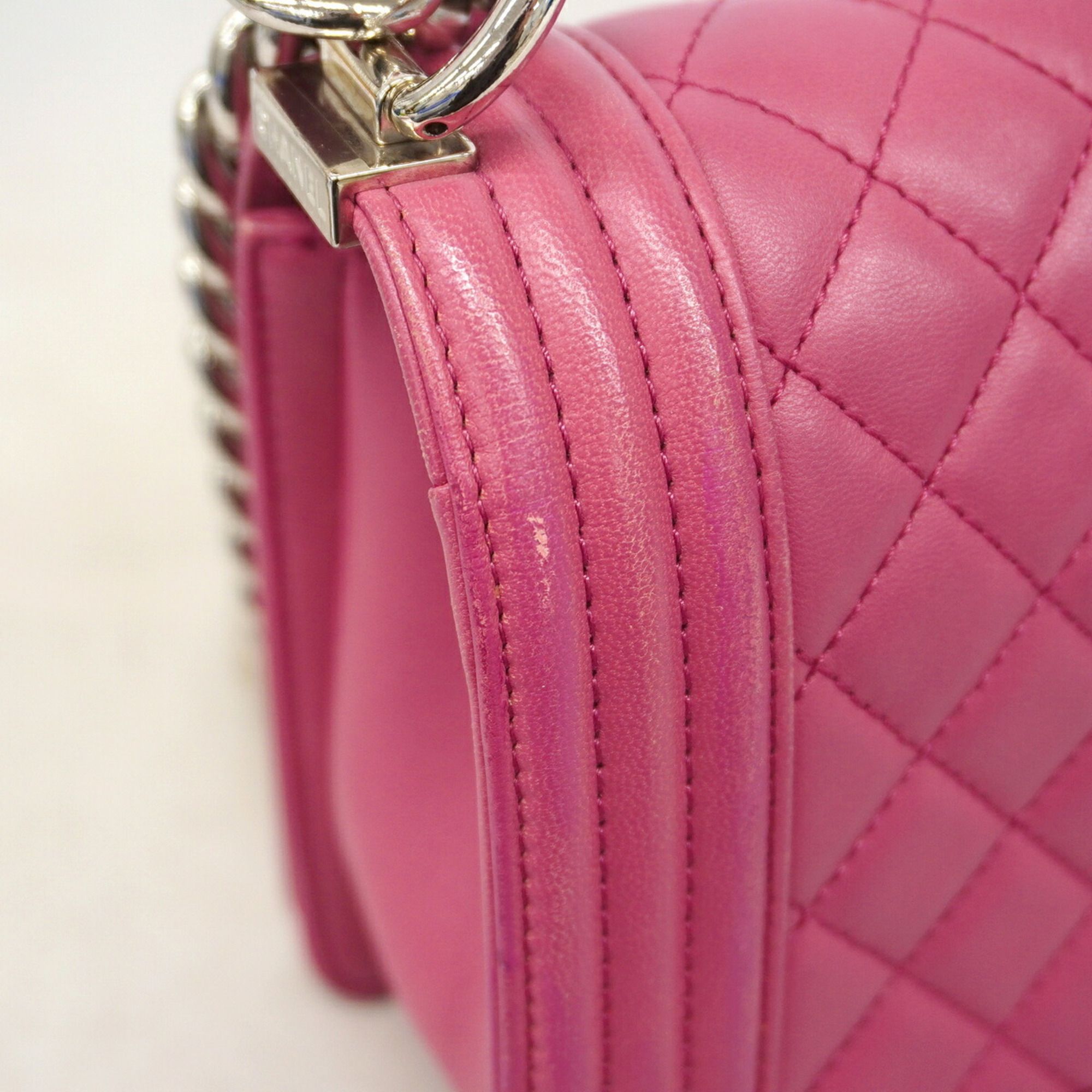 Leather Shoulder Bag (Pre-Owned) - Chanel - Modalova