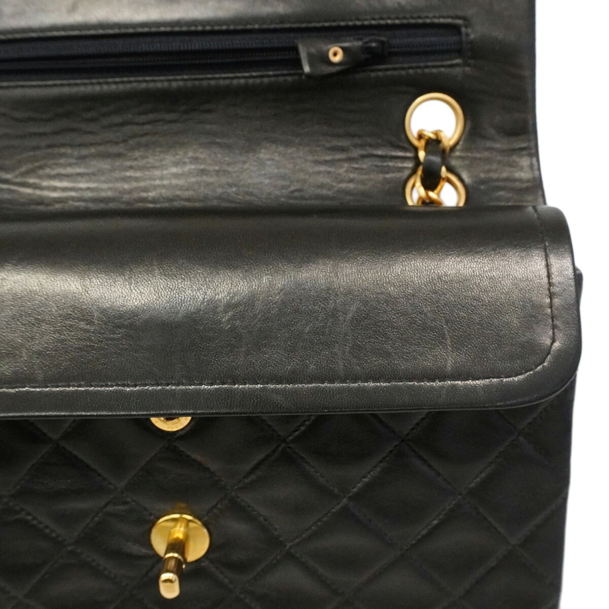 Leather Shoulder Bag (Pre-Owned) - Chanel - Modalova