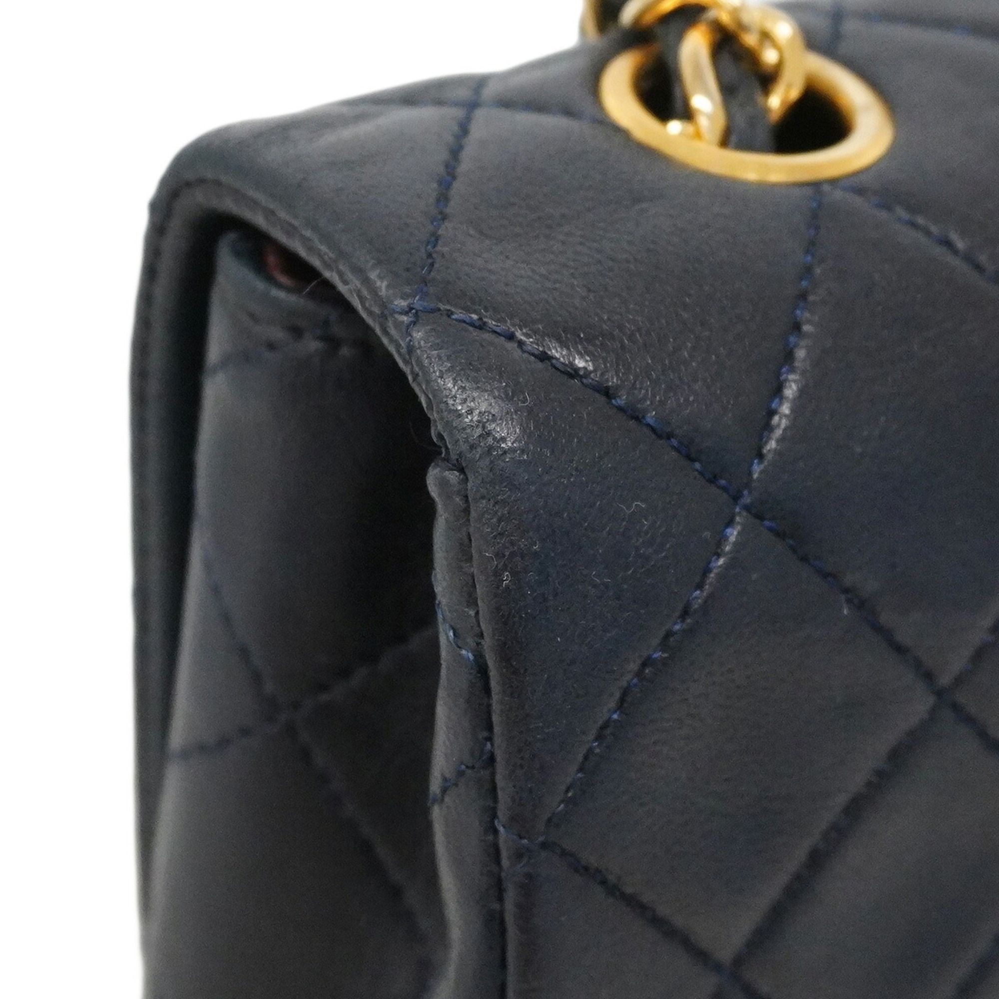 Leather Shoulder Bag (Pre-Owned) - Chanel - Modalova