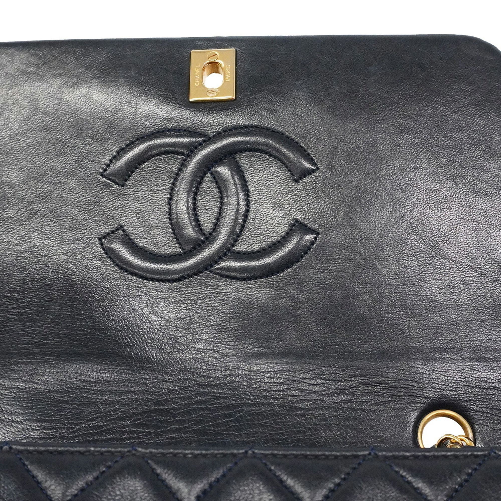 Leather Shoulder Bag (Pre-Owned) - Chanel - Modalova