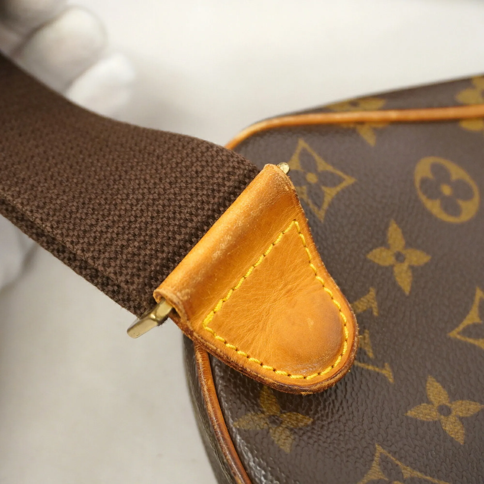 Sling Bag (Pre-Owned) - Louis Vuitton - Modalova