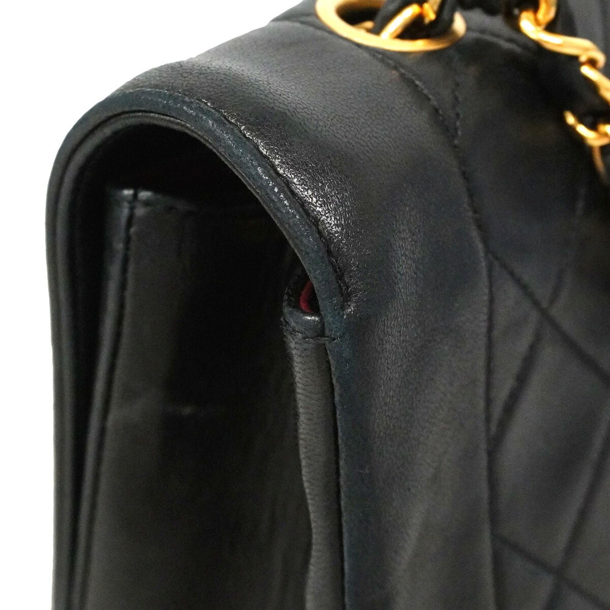 Leather Shoulder Bag (Pre-Owned) - Chanel - Modalova