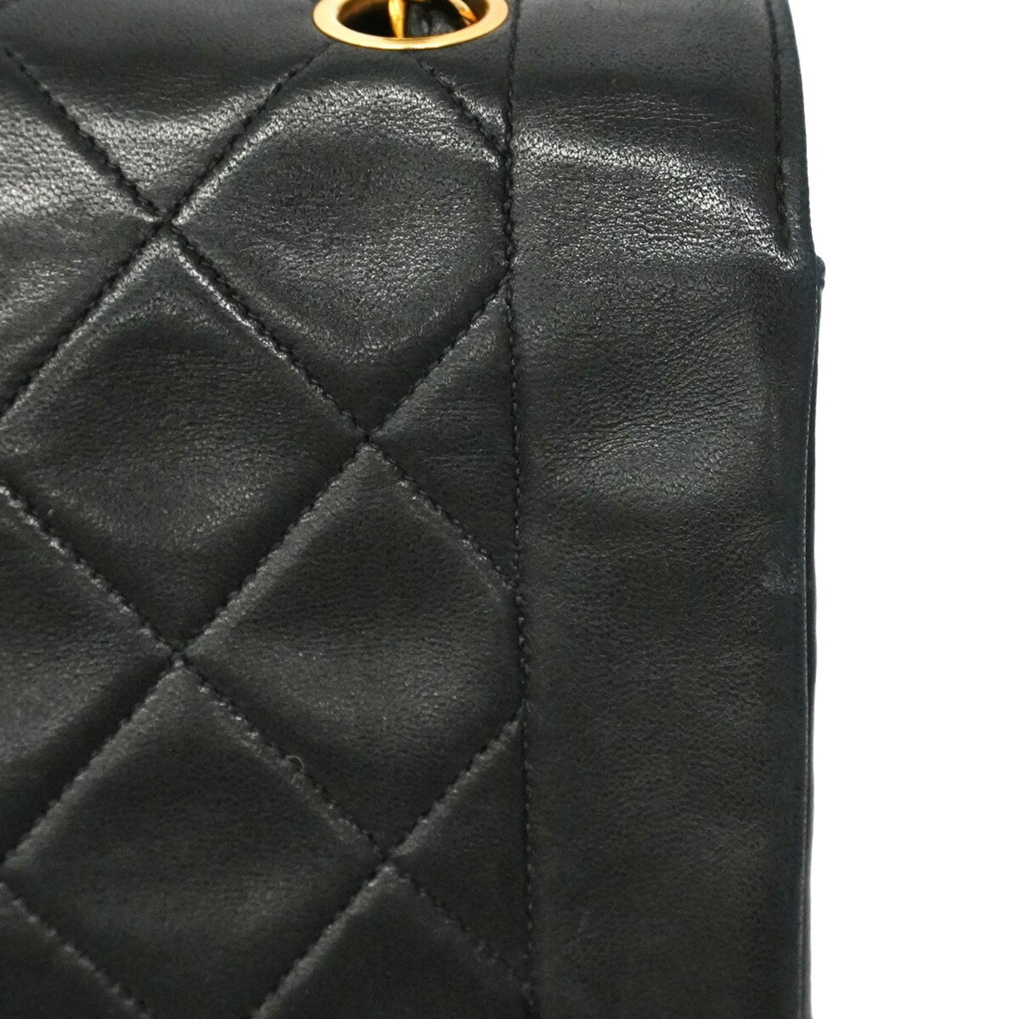 Leather Shoulder Bag (Pre-Owned) - Chanel - Modalova