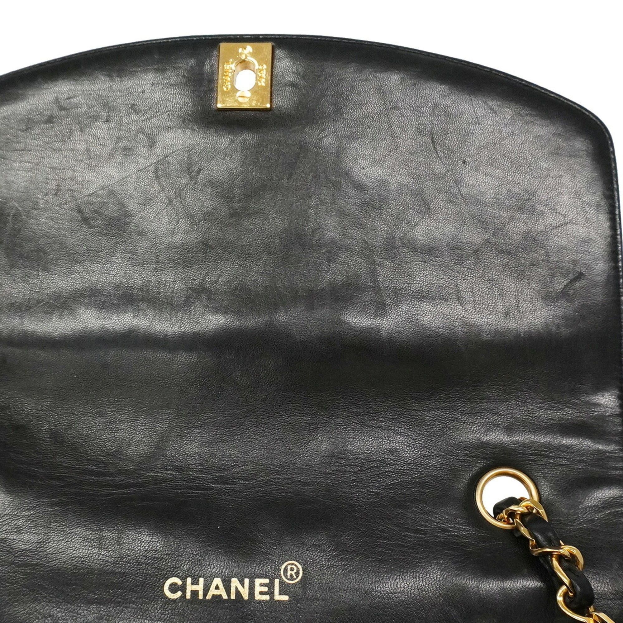 Leather Shoulder Bag (Pre-Owned) - Chanel - Modalova