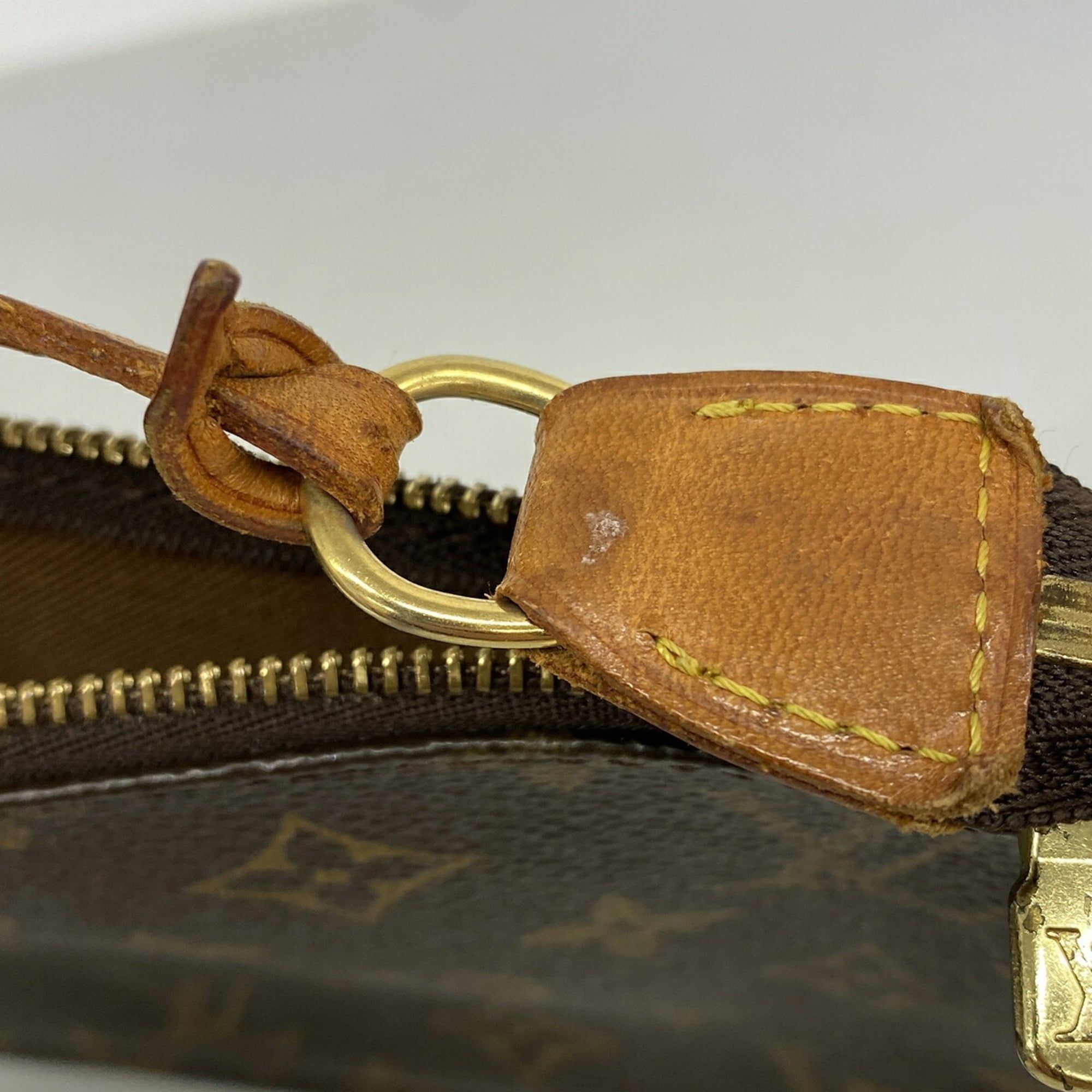 Pouch (Pre-Owned) - Louis Vuitton - Modalova