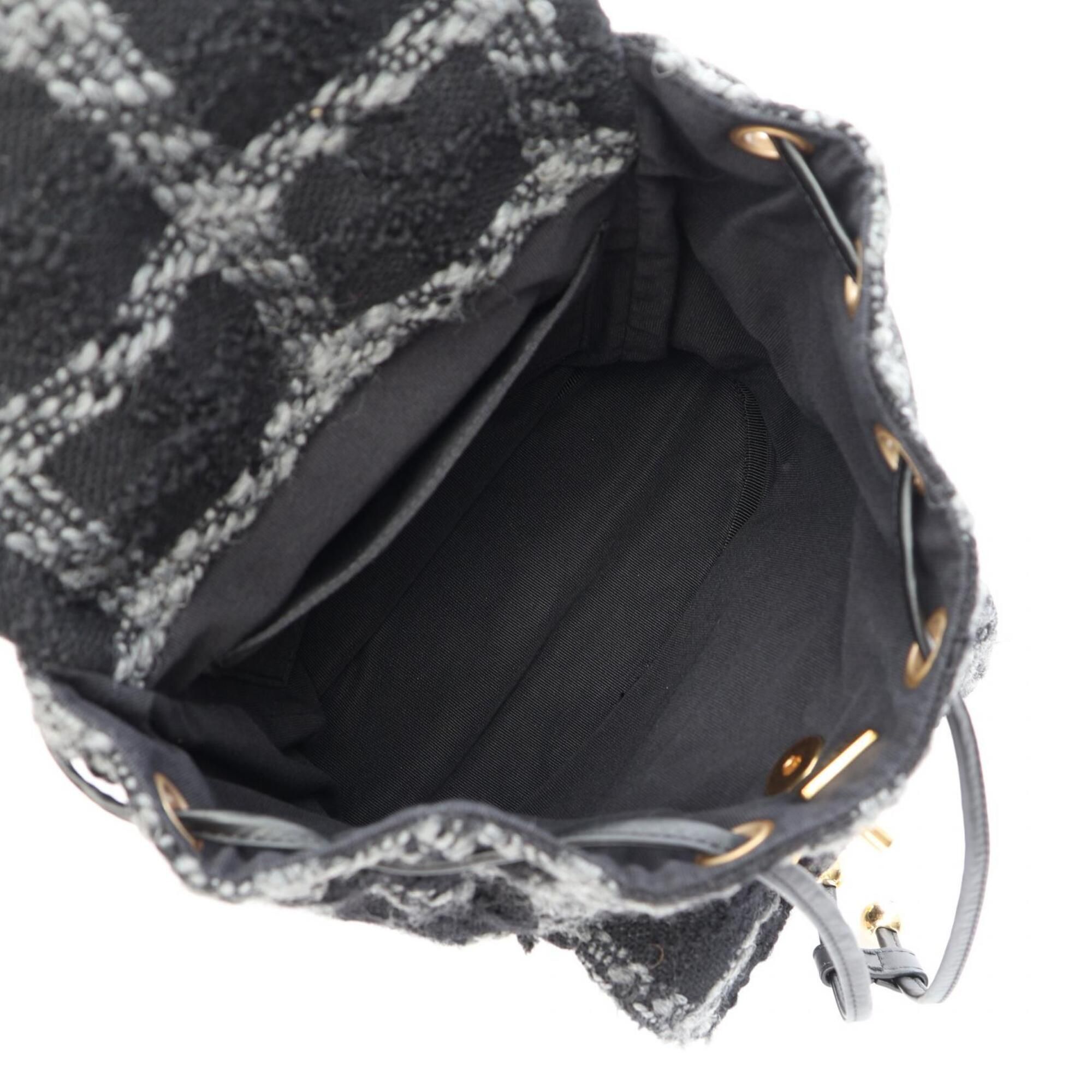 Wool Backpack Handbag (Pre-Owned) - Chanel - Modalova