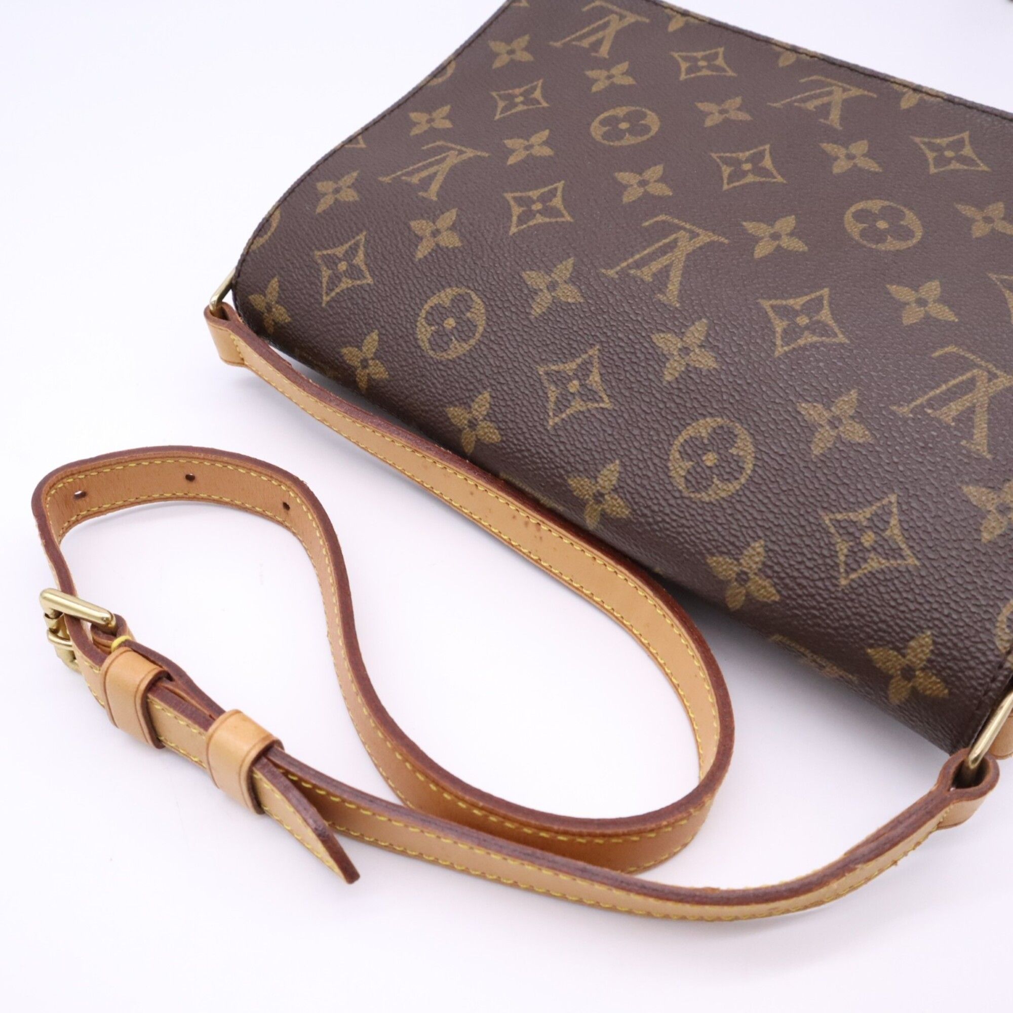Coated Canvas Leather Shoulder Bag (Pre-Owned) - Louis Vuitton - Modalova