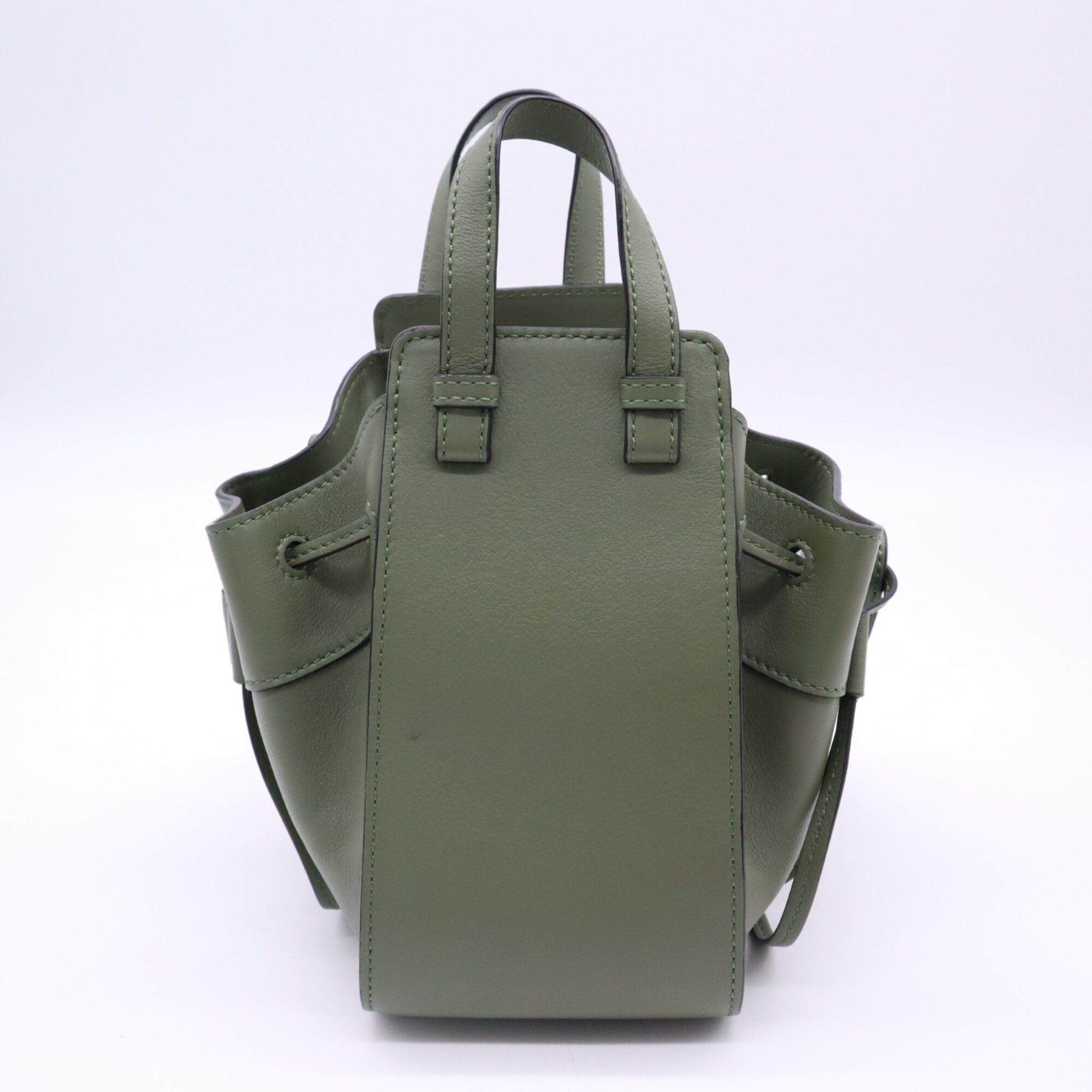 Hammock Leather Handbag (Pre-Owned) - Loewe - Modalova