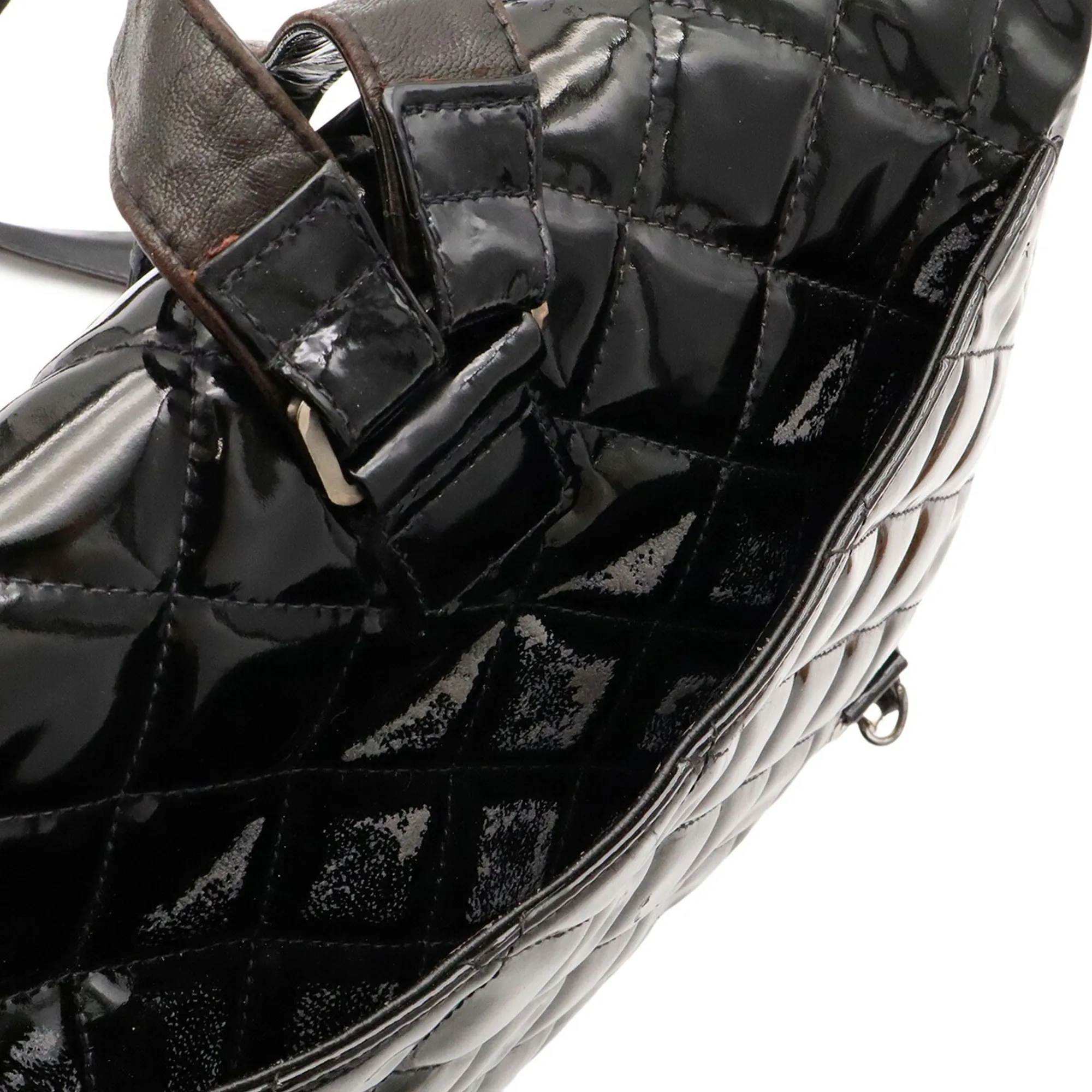 Patent Leather Backpack (Pre-Owned) - Chanel - Modalova