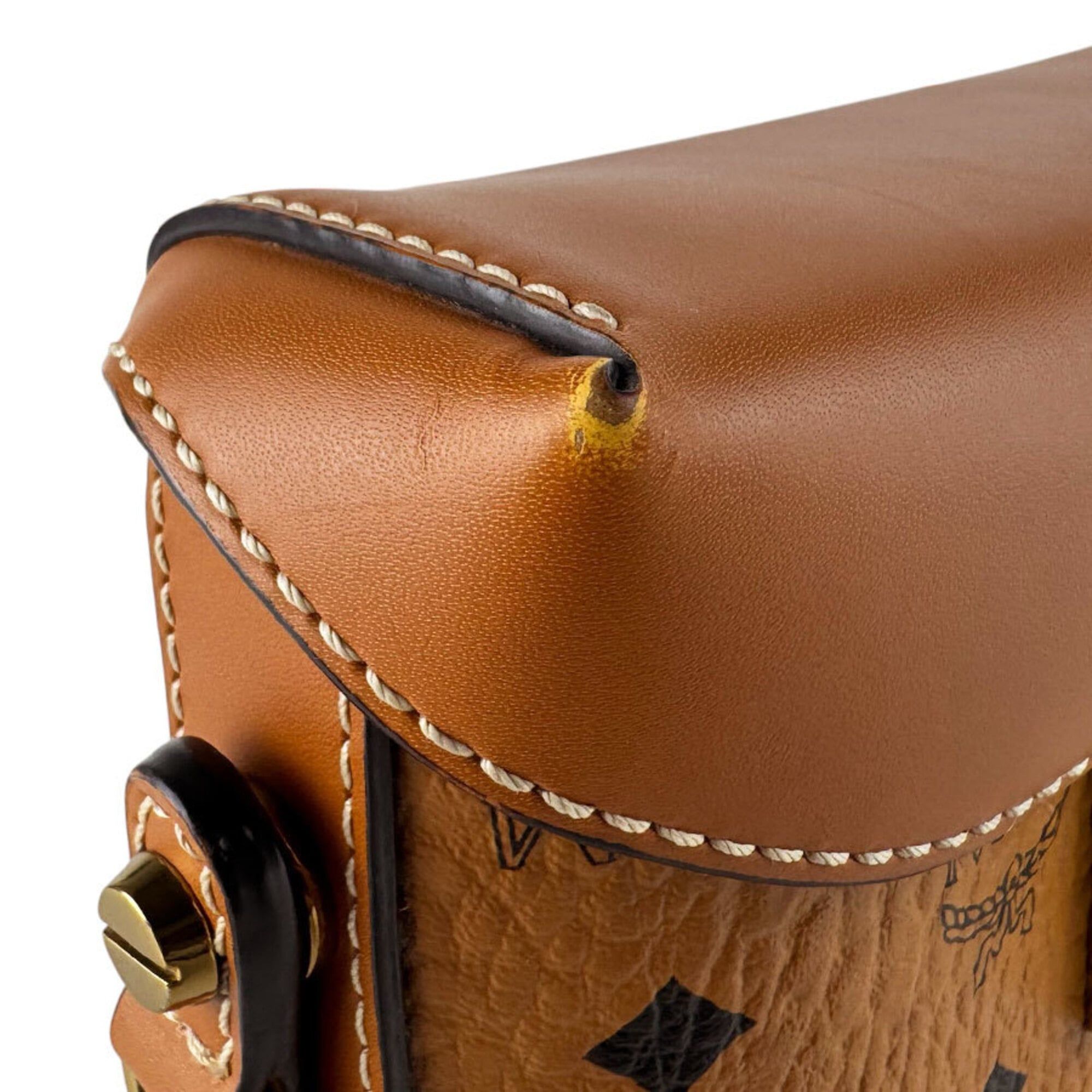 Leather Shoulder Bag (Pre-Owned) - MCM - Modalova