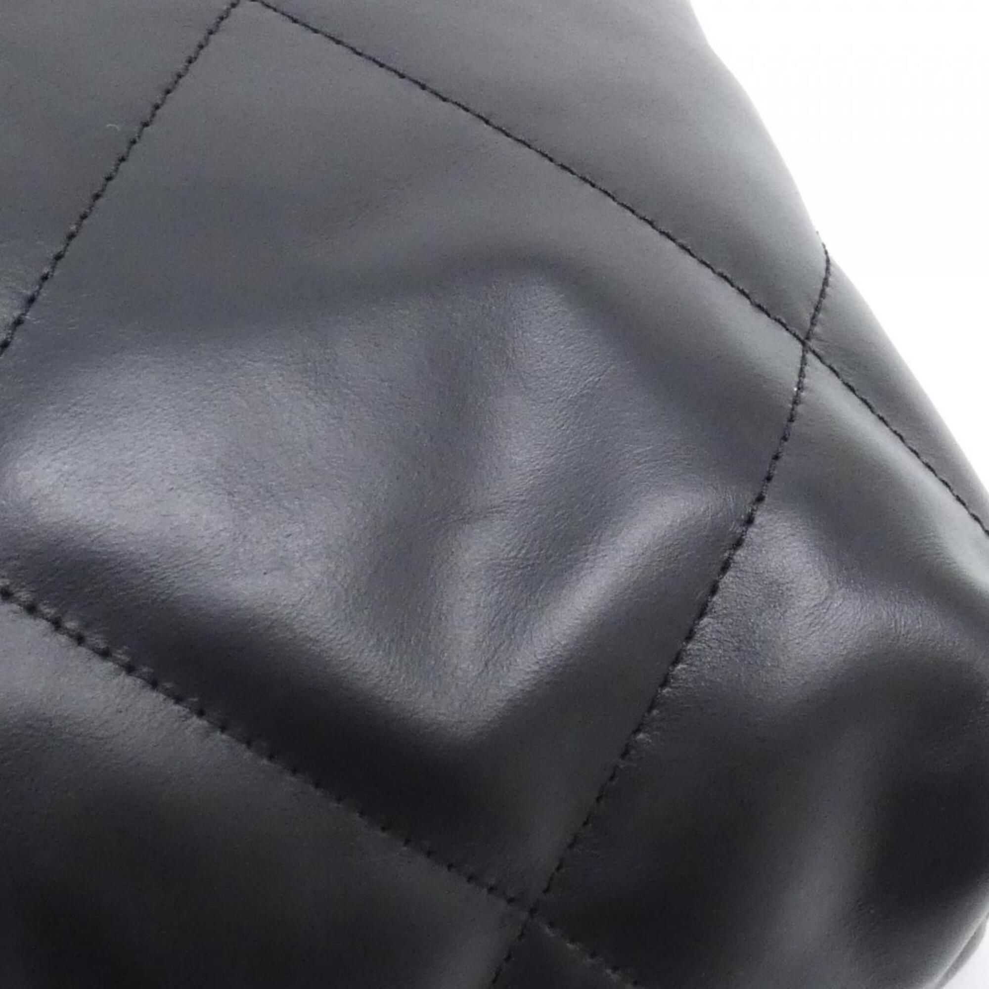 Leather Pouch Shoulder Bag (Pre-Owned) - Chanel - Modalova