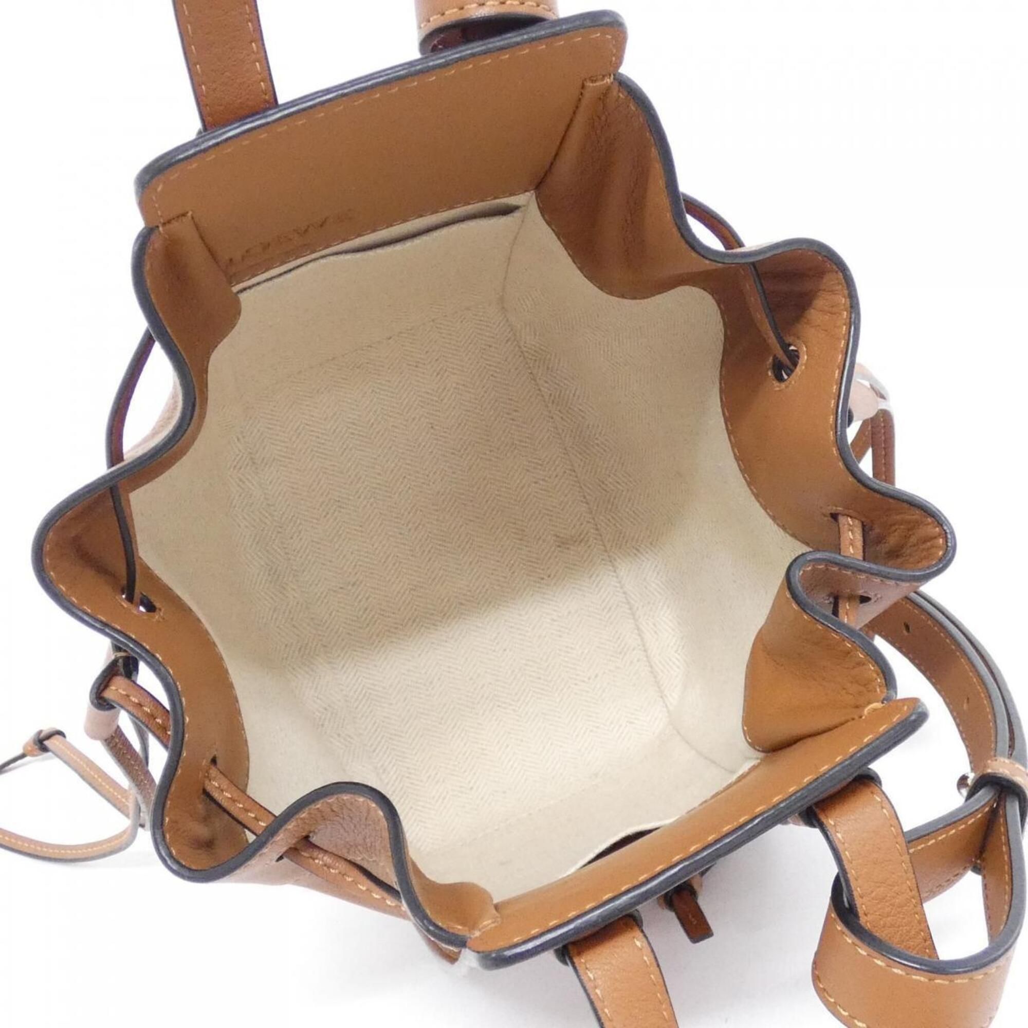 Leather Shoulder Bag (Pre-Owned) - Loewe - Modalova