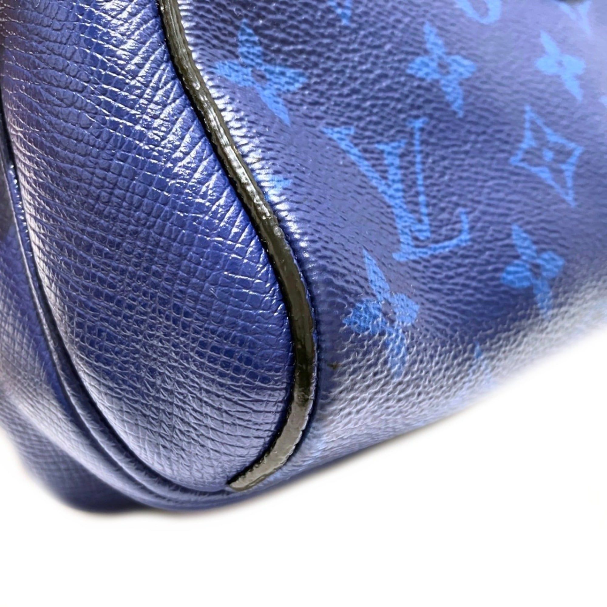 Taigarama Leather Shoulder Bag (Pre-Owned) - Louis Vuitton - Modalova