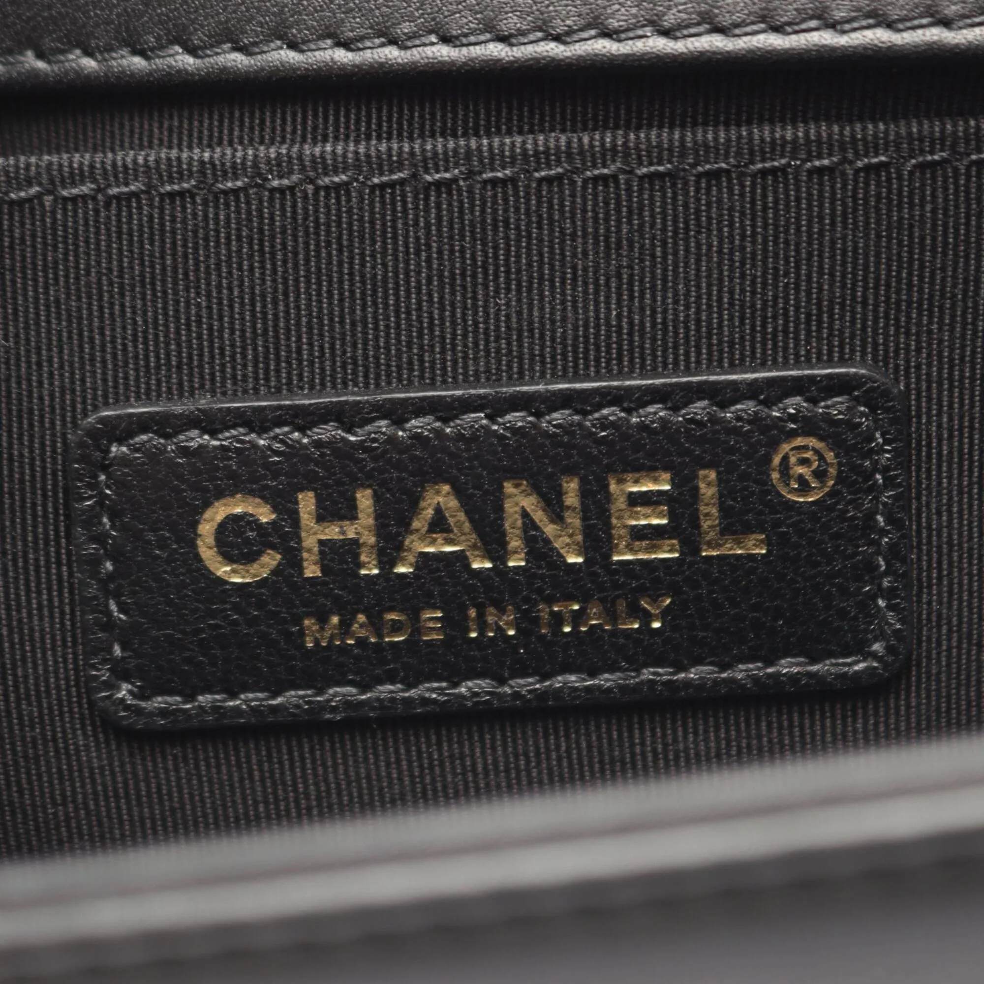 Boy Leather Handbag Shoulder Bag (Pre-Owned) - Chanel - Modalova