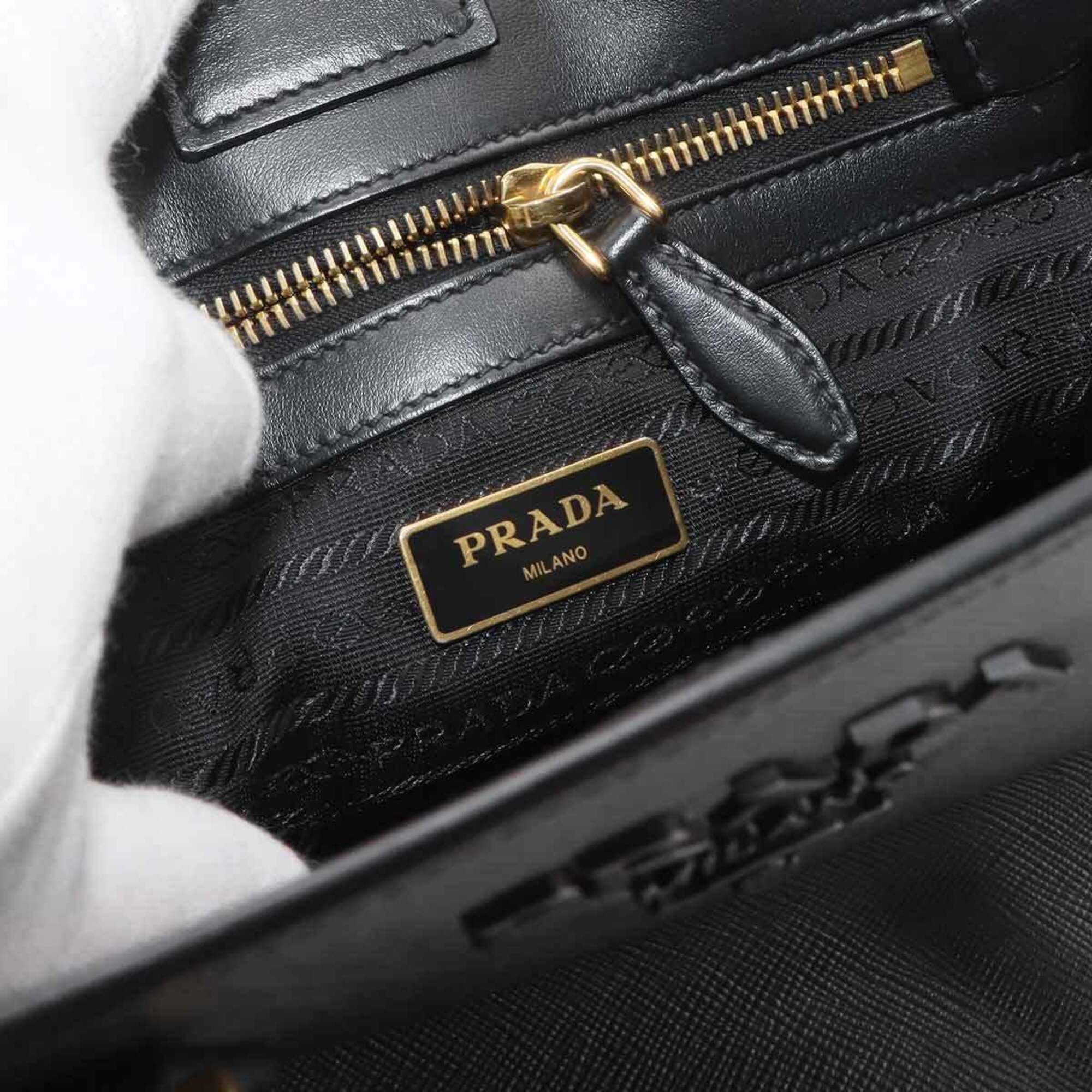 Leather Handbag (Pre-Owned) - Prada - Modalova