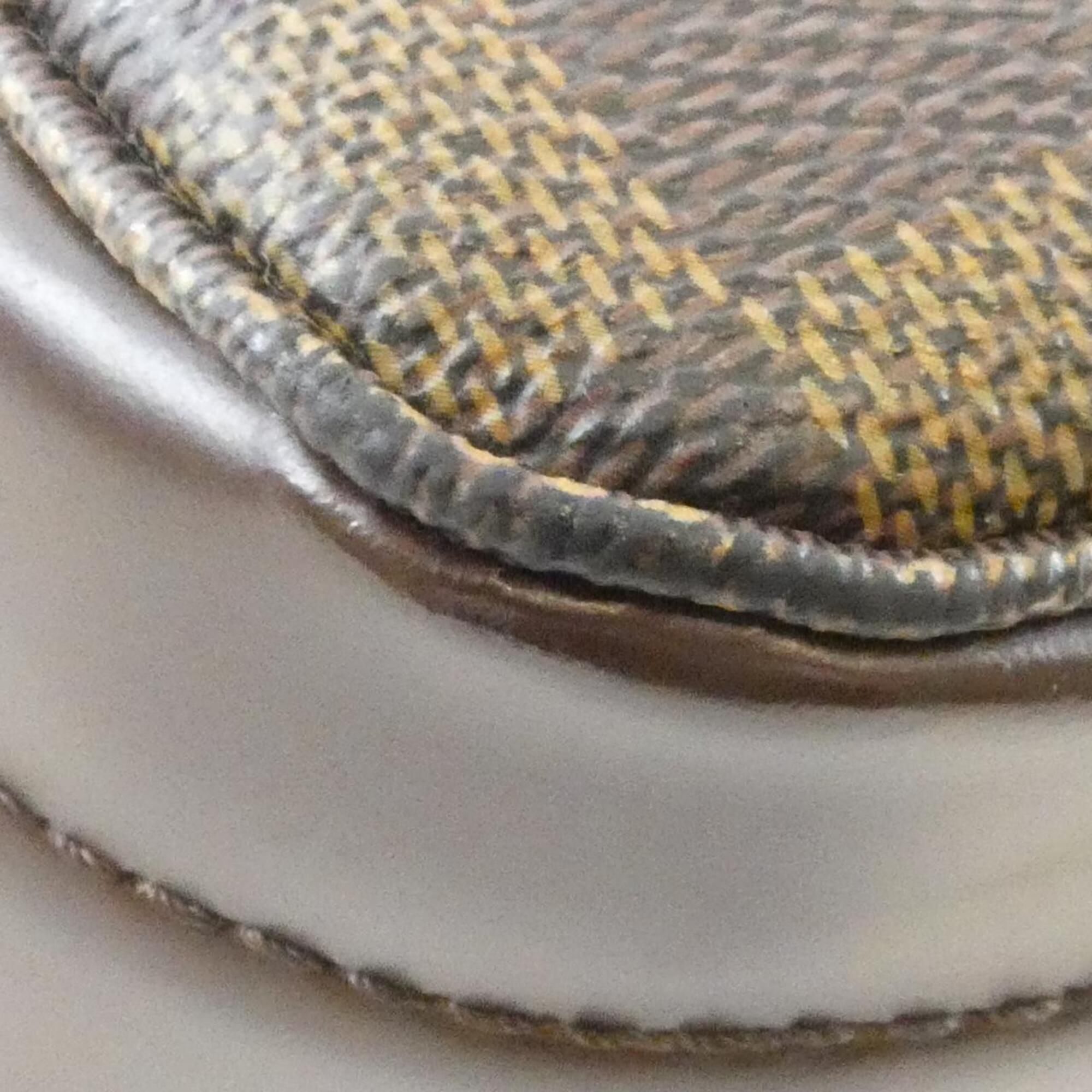 Coated Canvas Shoulder Bag (Pre-Owned) - Louis Vuitton - Modalova
