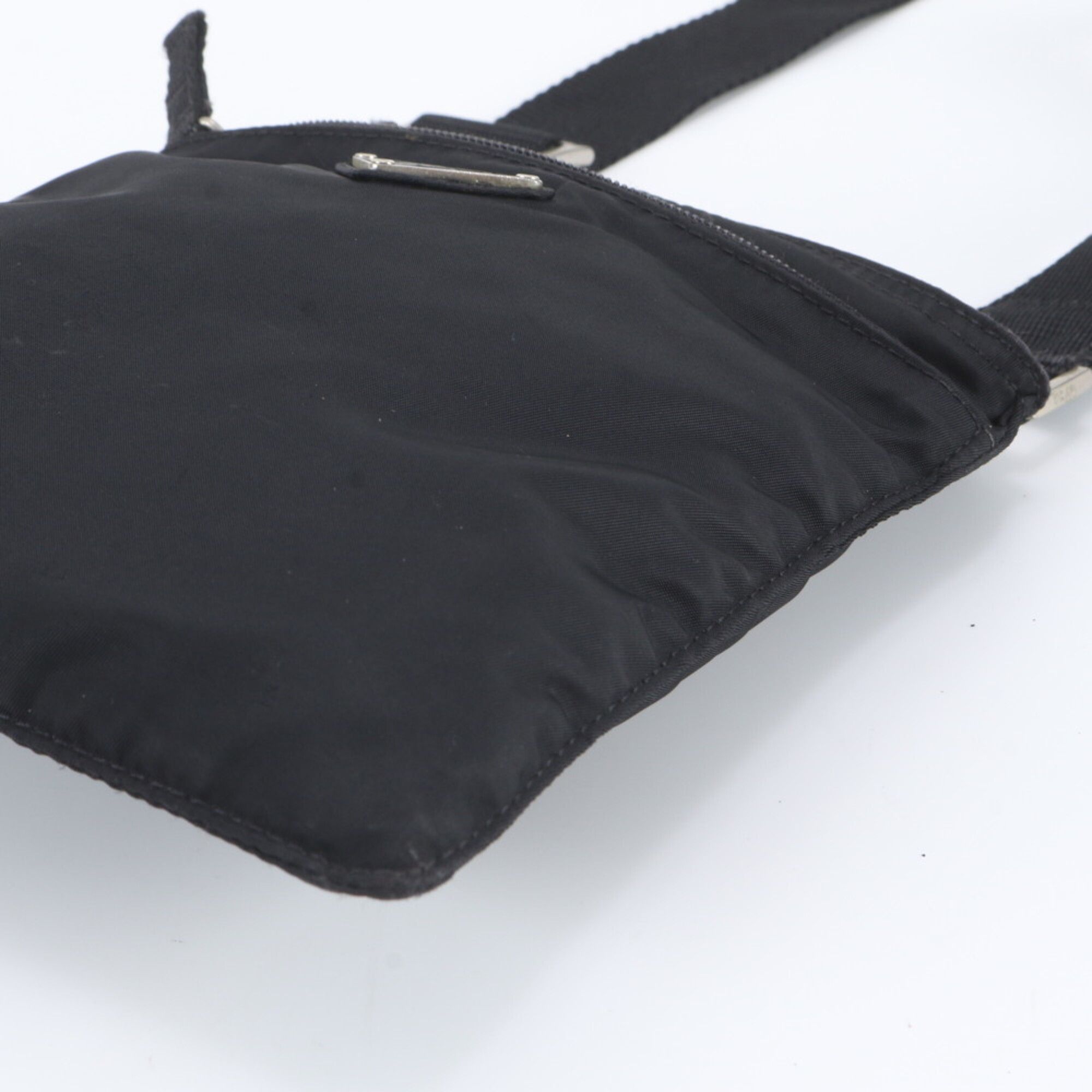 Leather Nylon Shoulder Bag (Pre-Owned) - Prada - Modalova