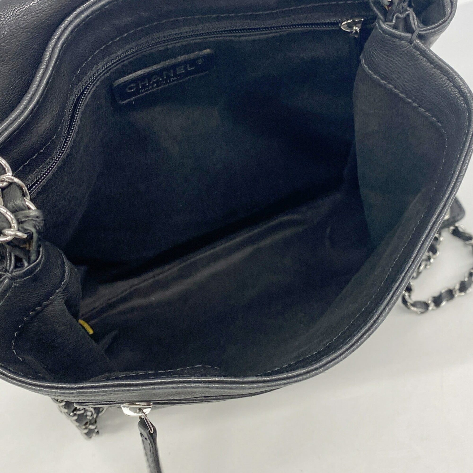 Leather Shoulder Bag (Pre-Owned) - Chanel - Modalova