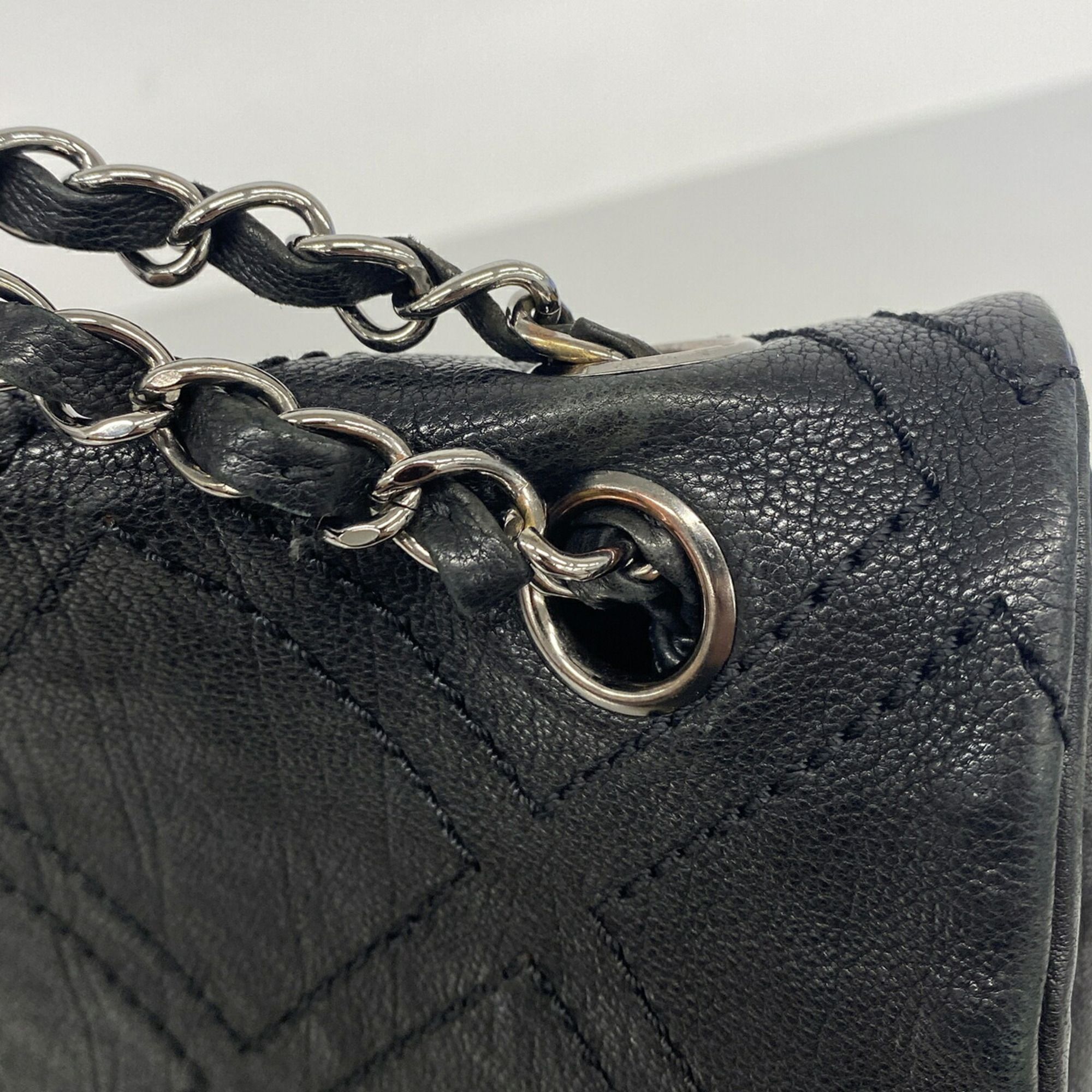 Leather Shoulder Bag (Pre-Owned) - Chanel - Modalova