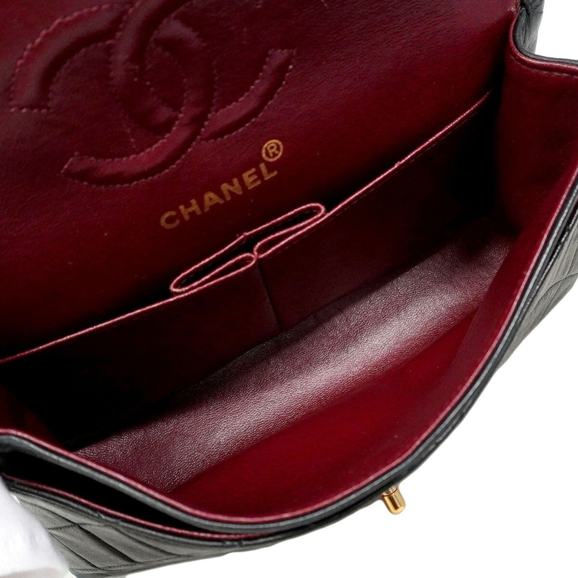 Leather Shoulder Bag (Pre-Owned) - Chanel - Modalova