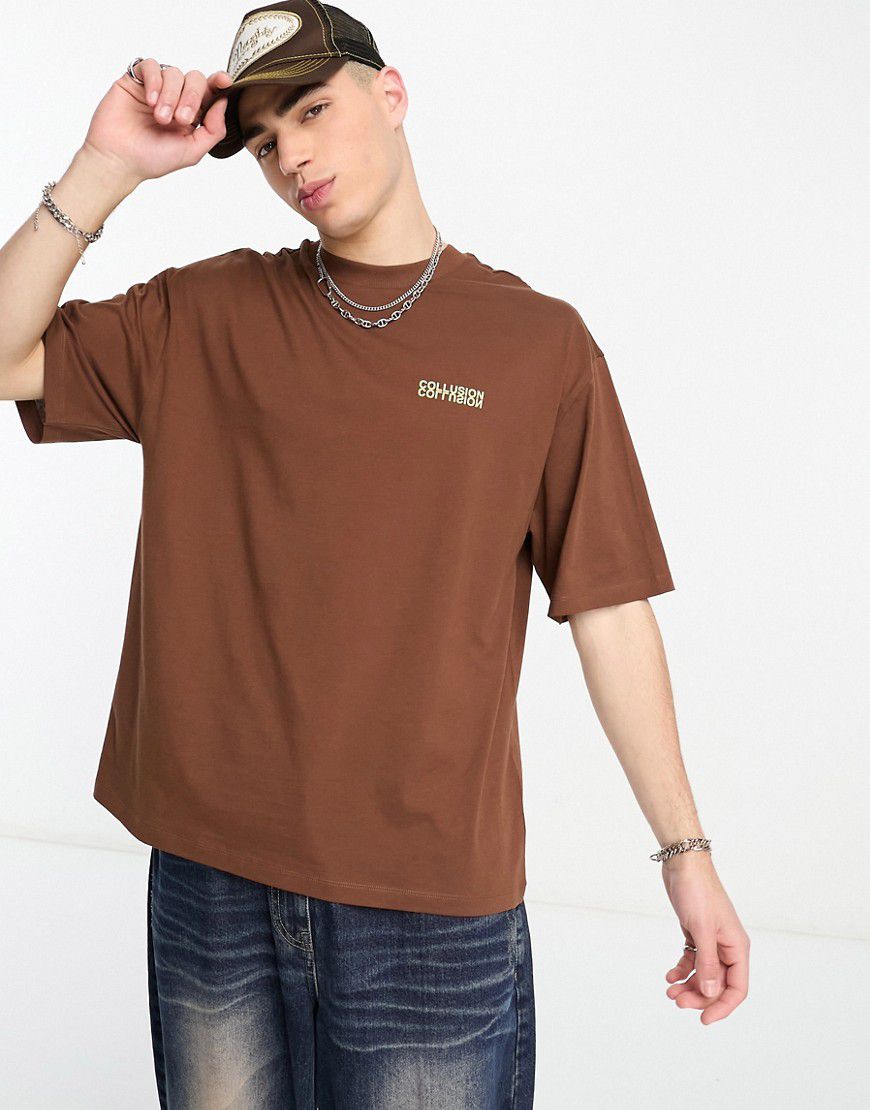 T-shirt marrone scuro con logo specchiato - Collusion - Modalova