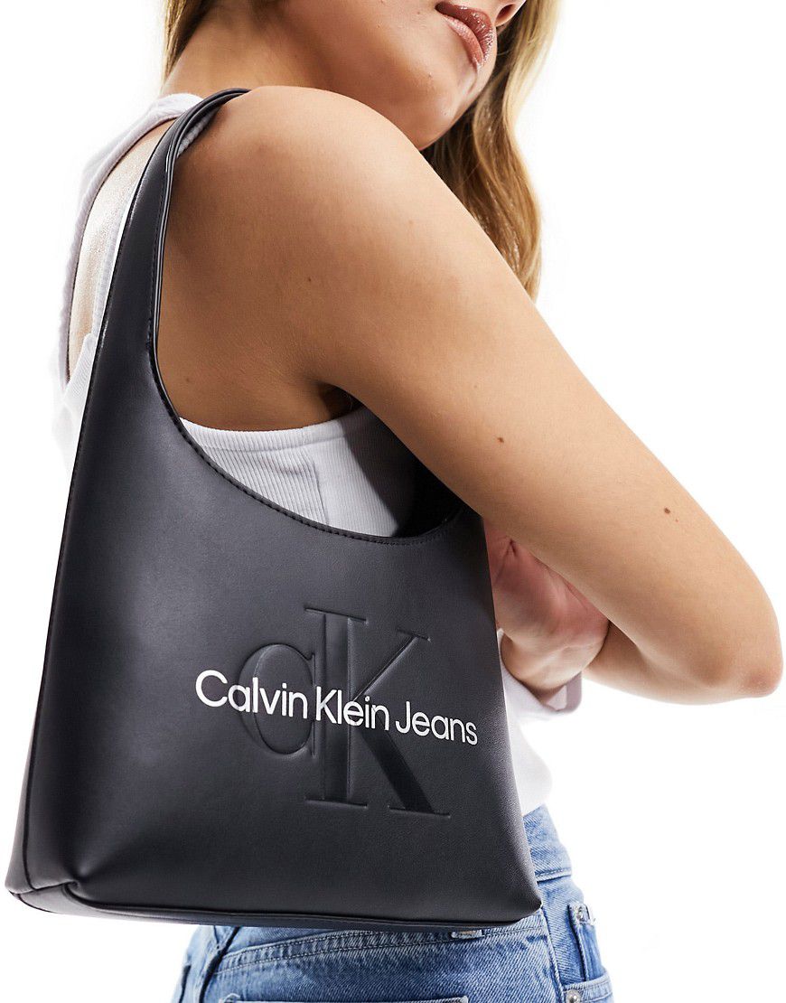 Borsa da spalla strutturata ad arco nera - Calvin Klein Jeans - Modalova