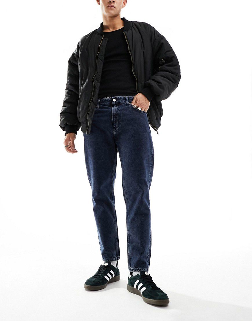 Jeans dad fit lavaggio scuro - Calvin Klein Jeans - Modalova