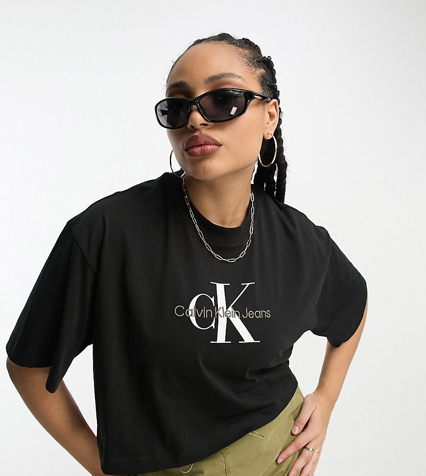 Plus - T-shirt nera con logo a monogramma - Calvin Klein Jeans - Modalova
