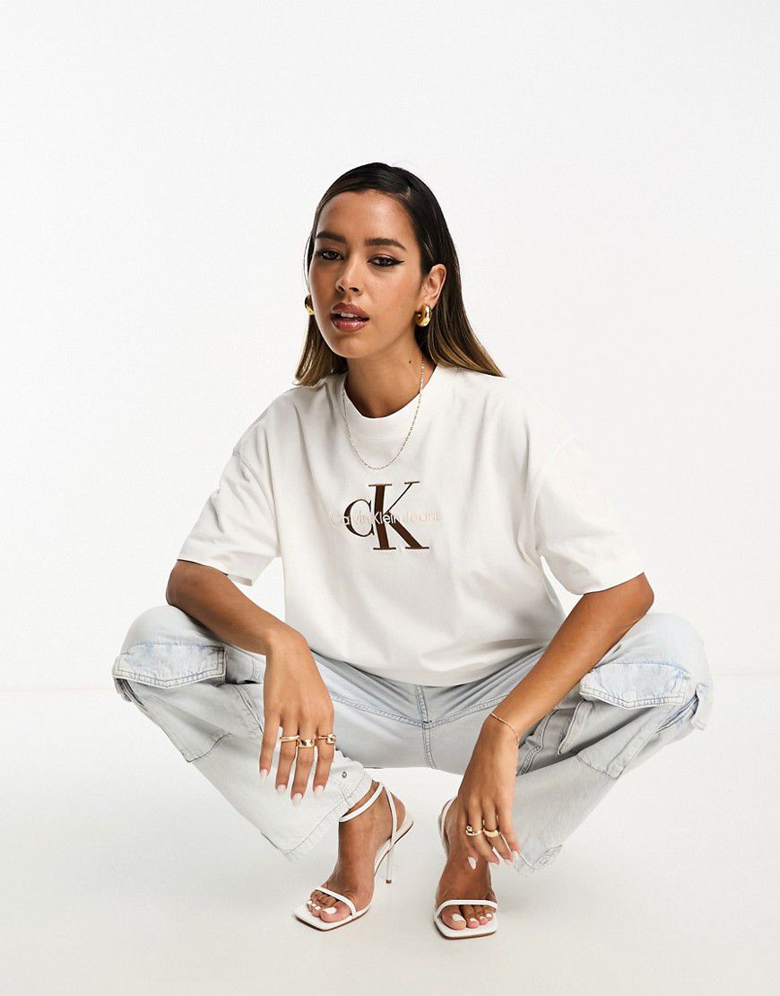 T-shirt bianca premium con logo - Calvin Klein Jeans - Modalova