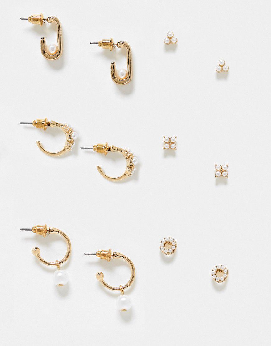 Confezione da 6 paia di orecchini a cerchio e a bottone color con perle - Accessorize - Modalova