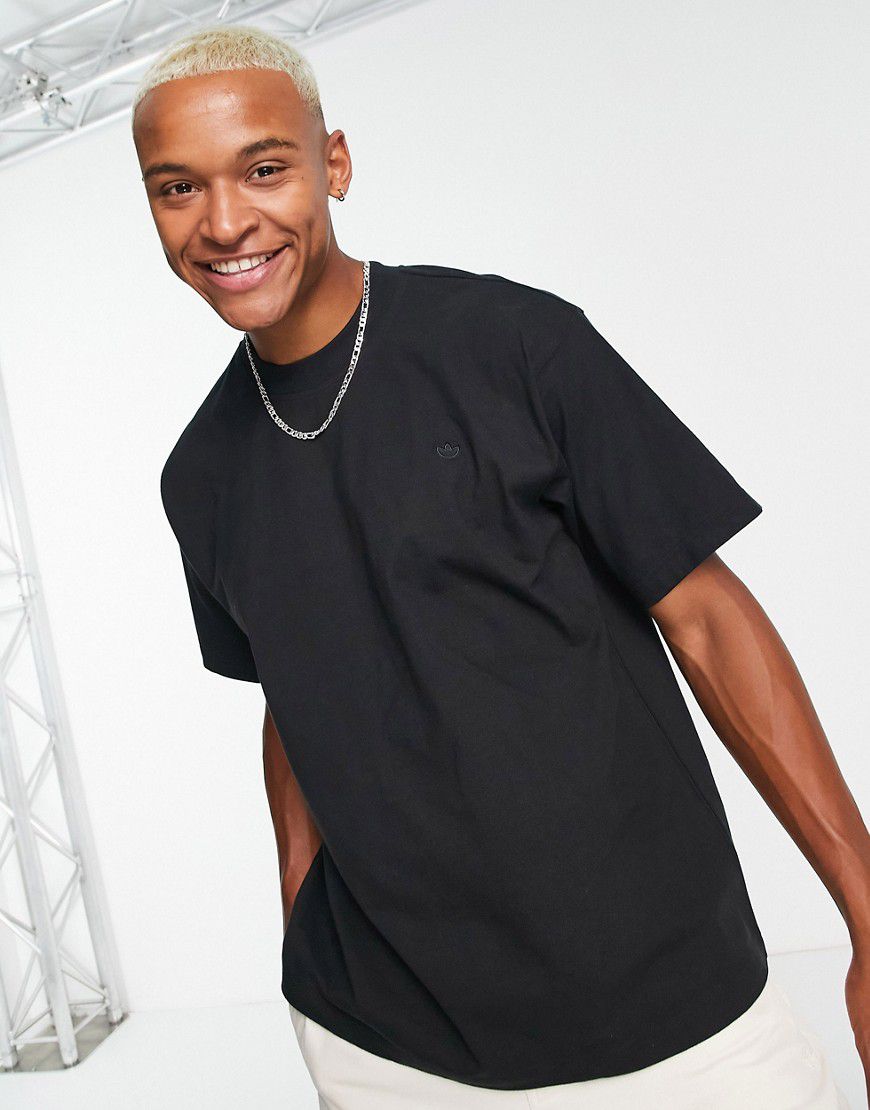 Contempo - T-shirt nera con logo del trifoglio - adidas Originals - Modalova